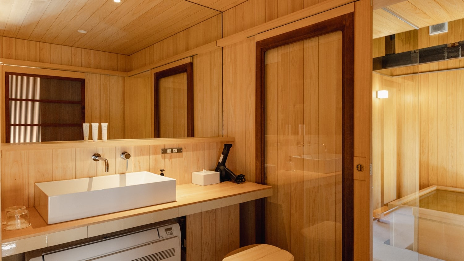 VMG Suite 401