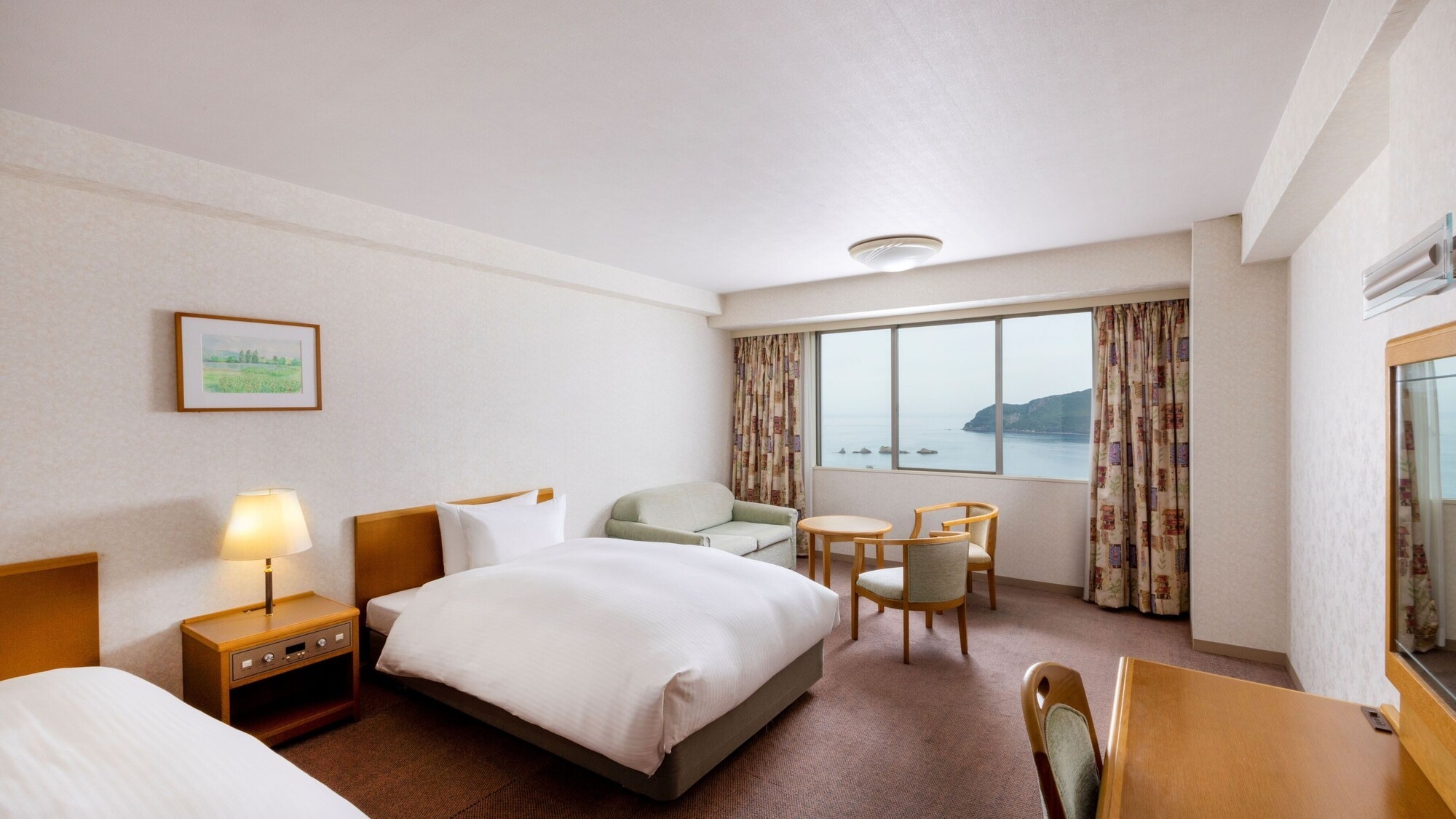 Ocean-facing classic twin room