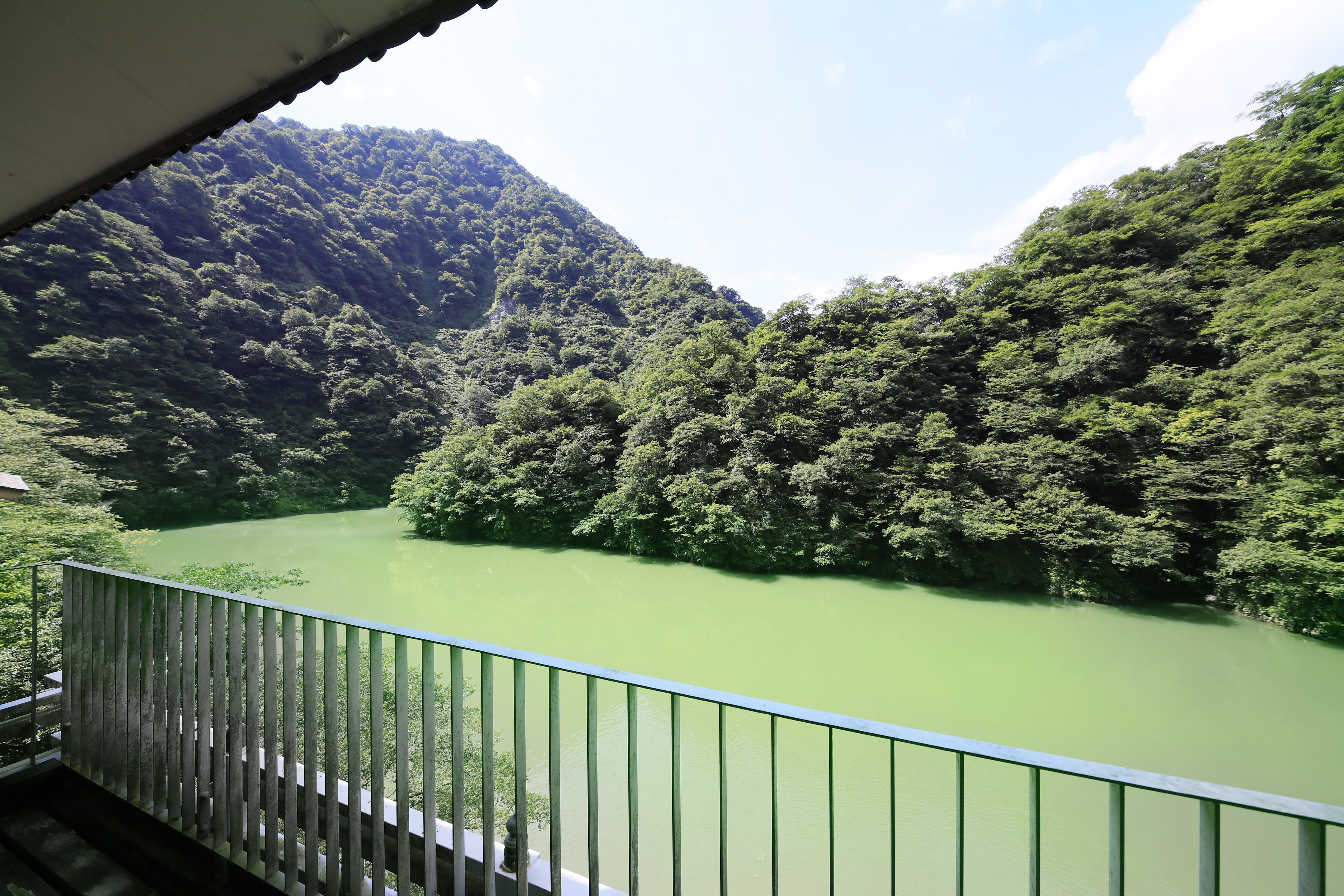 Guest room: View of the Shogawa Narrows from Kyuka