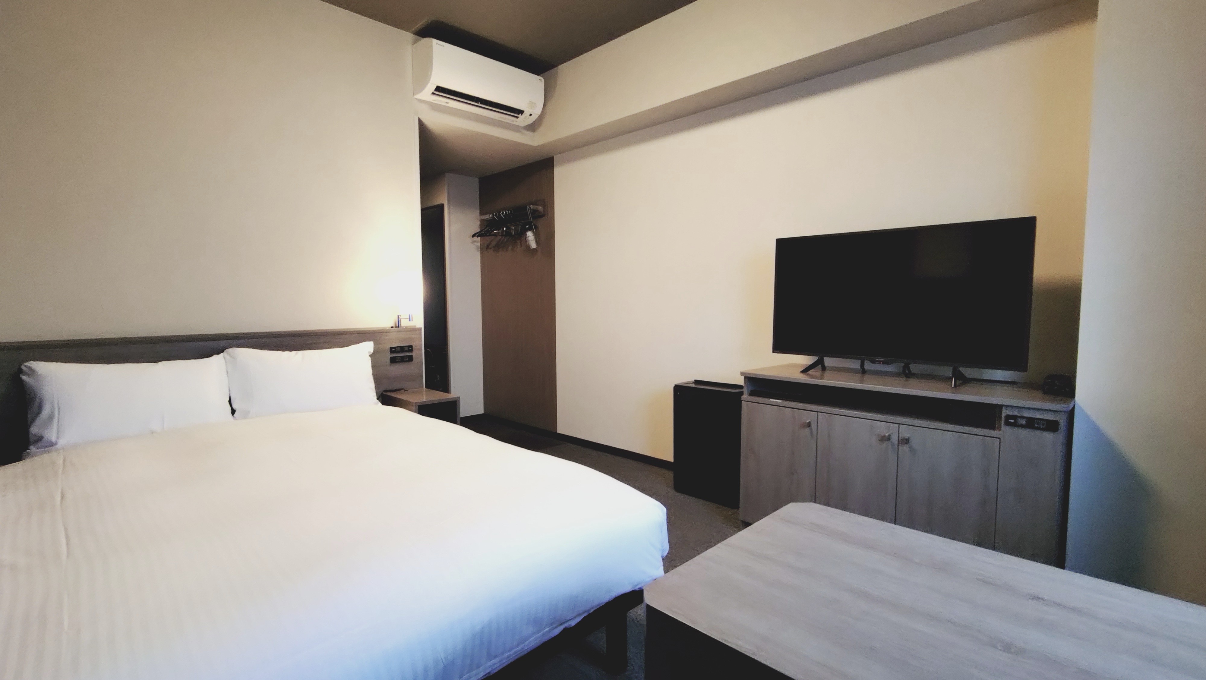 Comfort Semi-Double Room
