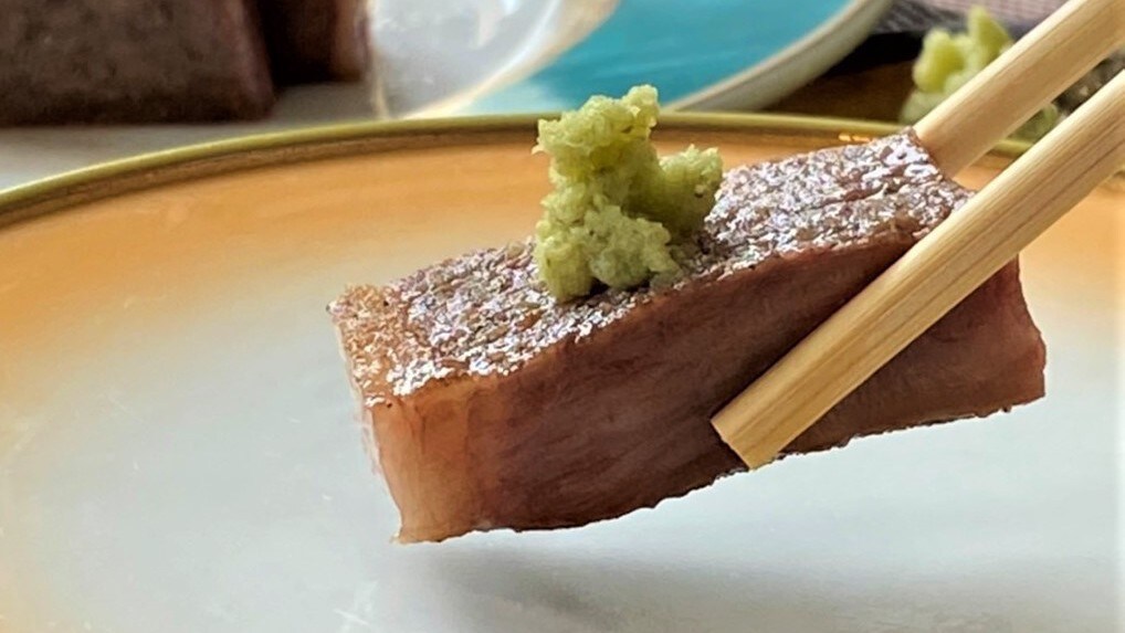 Steak kaiseki musiman yang dipilih dengan cermat