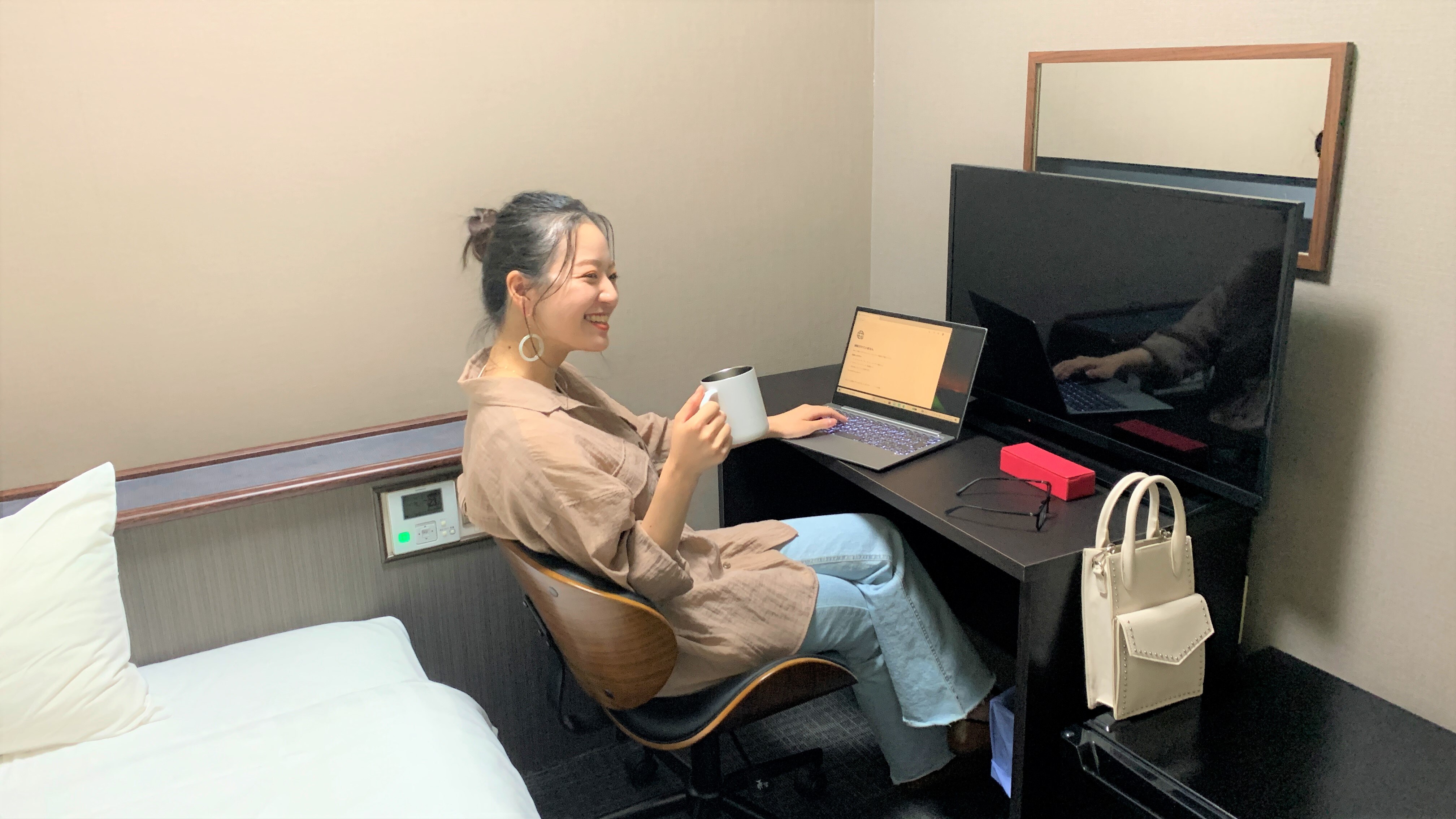 Guest room: Wired LAN semi-double