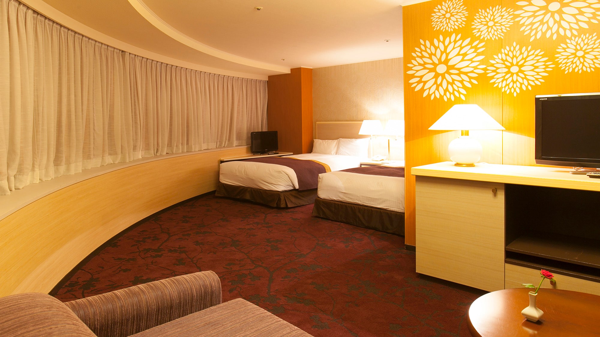 An example of a deluxe twin room