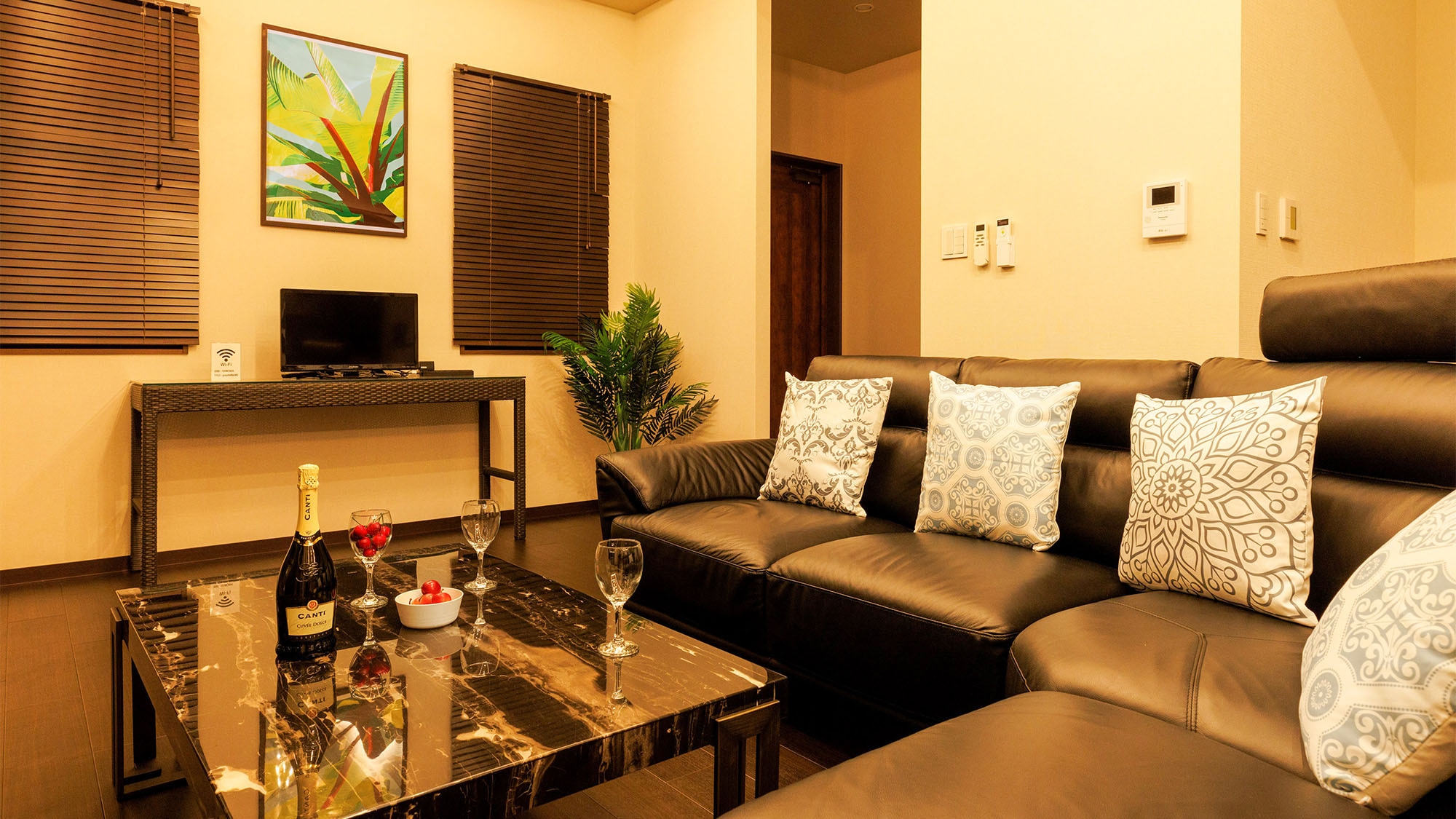 ・Villa 1 living room: Relax and unwind