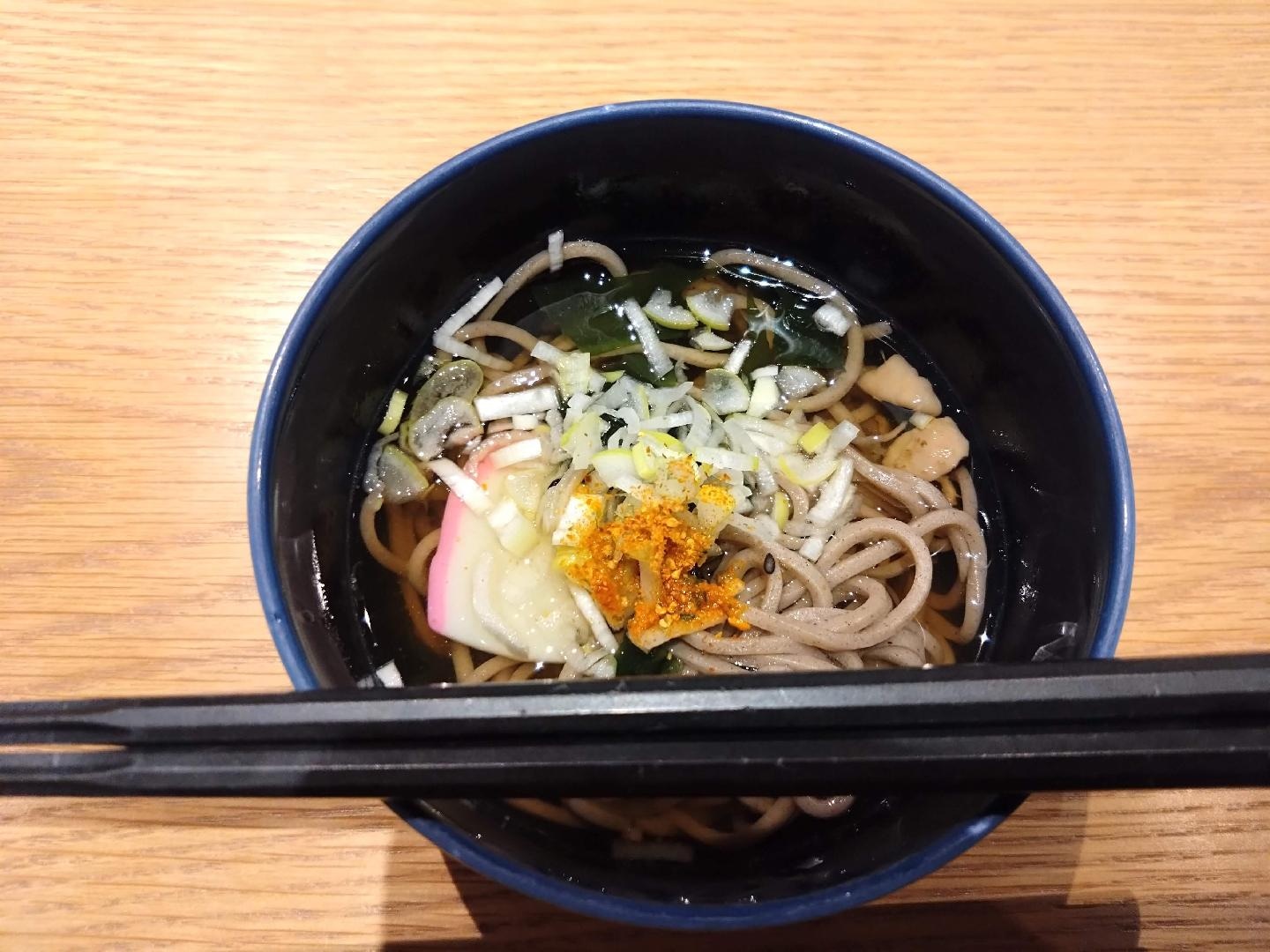 郡山グローバルビューH 年越しそば (サービス).JPG