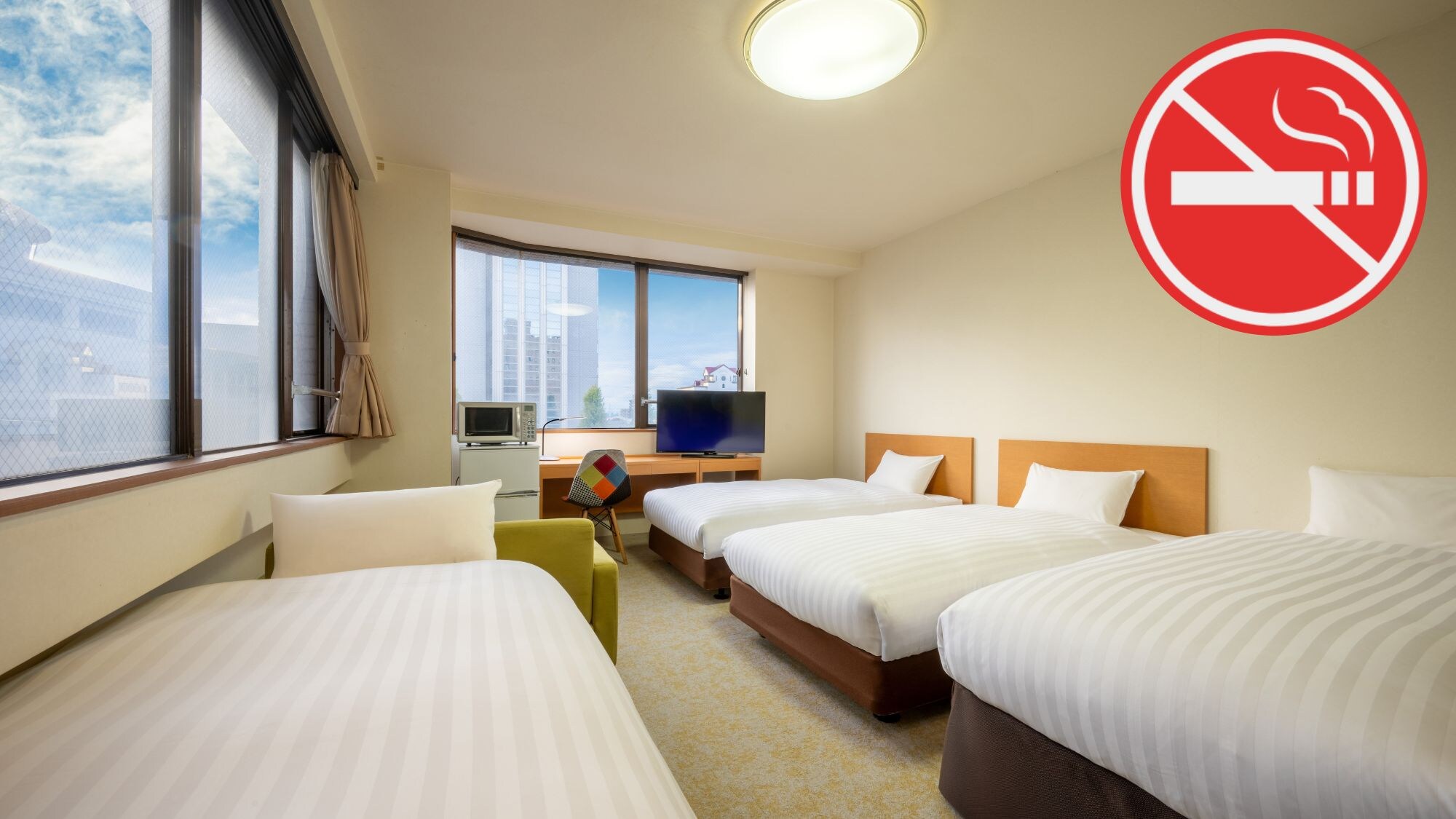 <Non-smoking> [Annex: 4 beds] 2 beds (110cm) + 2 extra beds, simple kitchen, 3 separate bathrooms