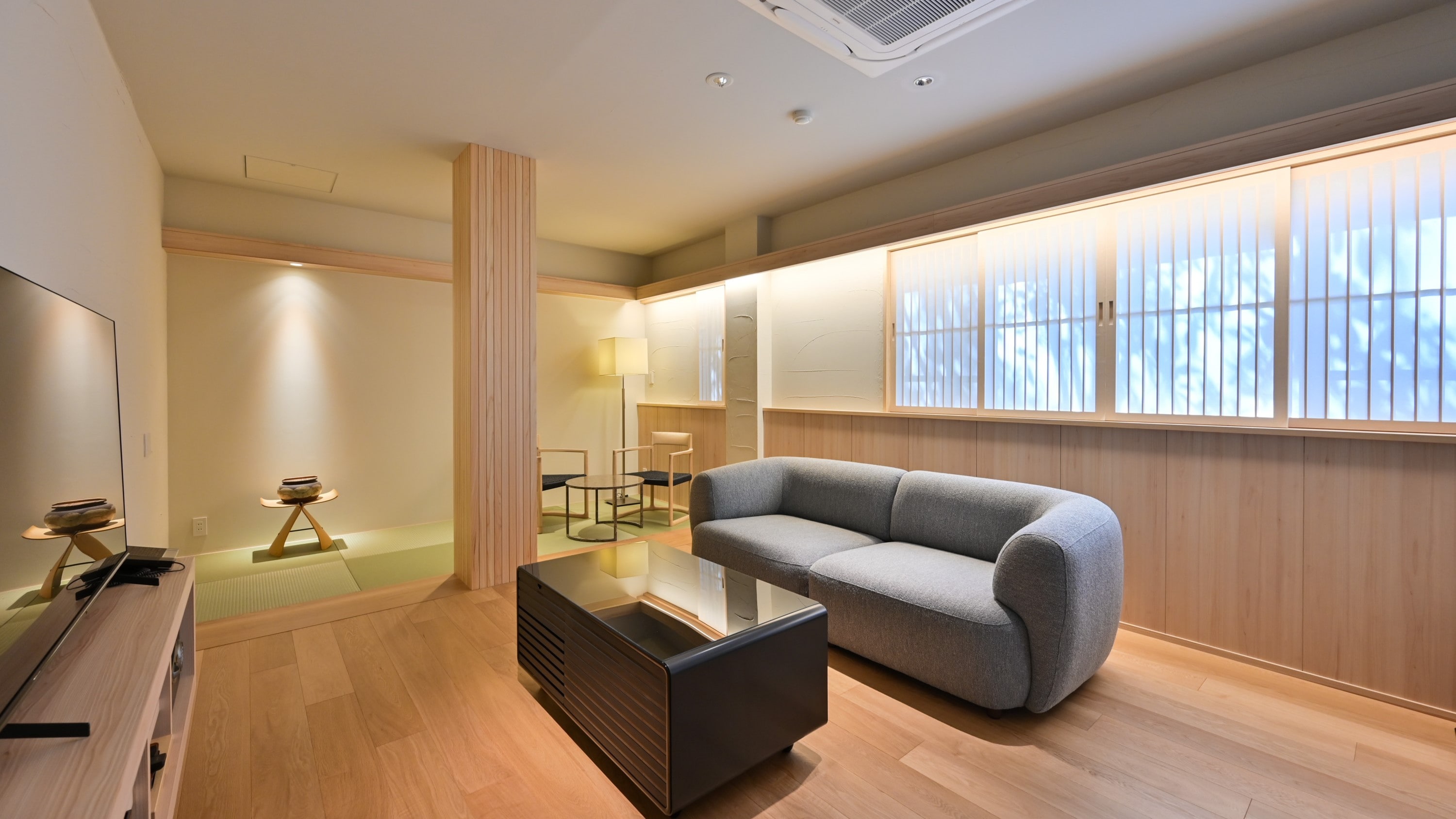 High-grade Japanese-Western room with hot spring "Sakura no Ma"