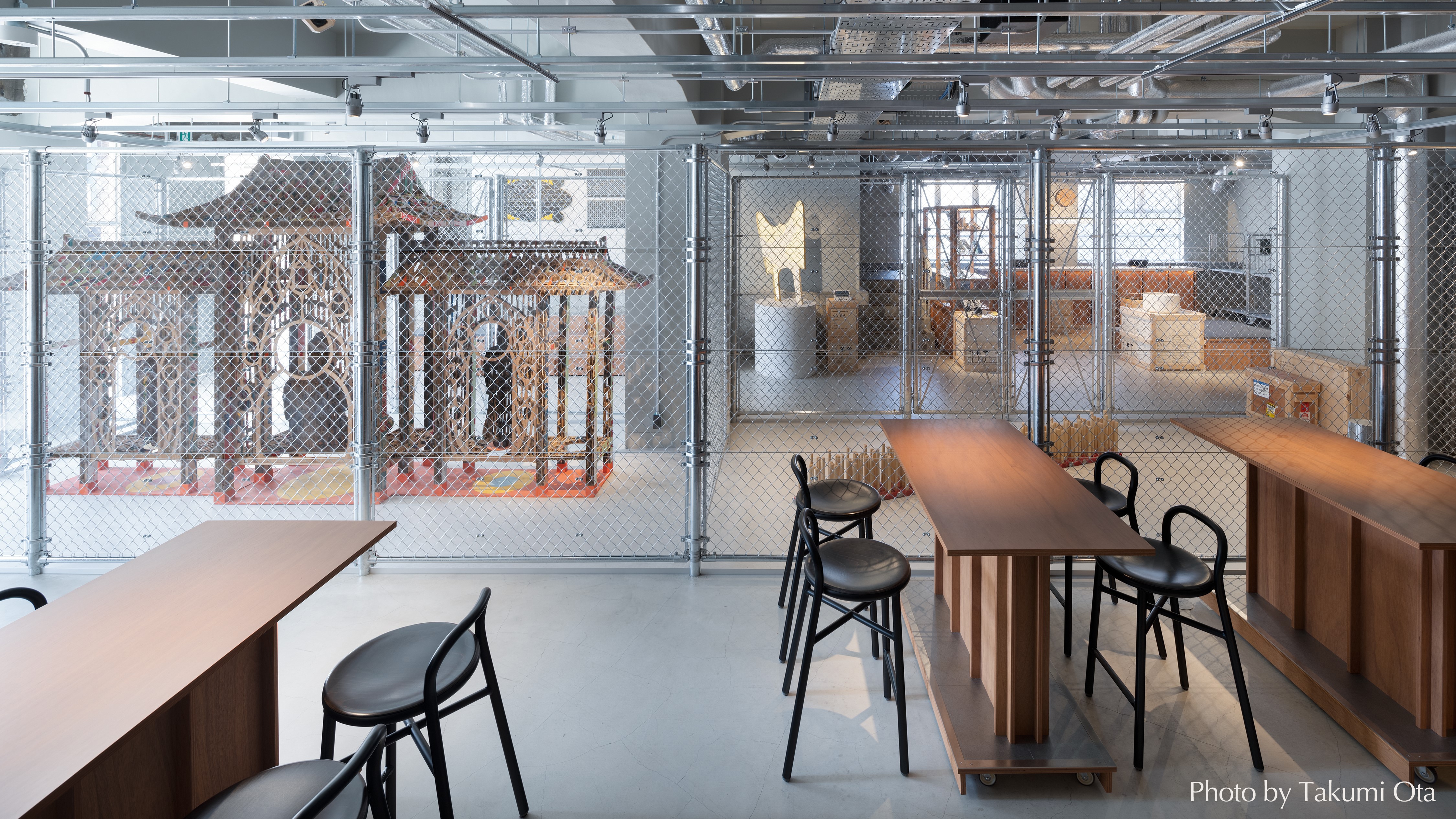 ART STORAGE & LOUNGE（1F）
