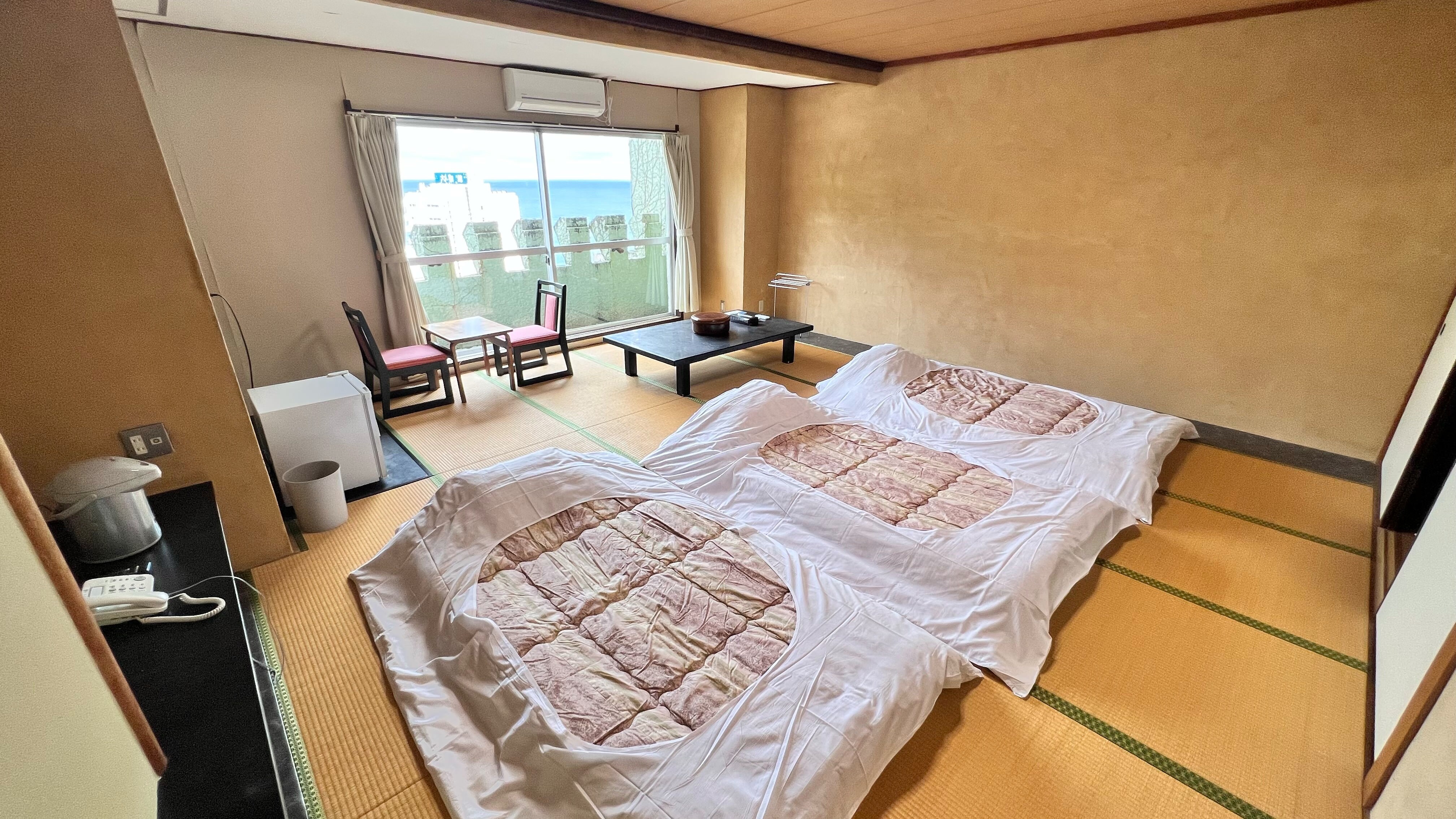 [Không hút thuốc] Phòng kiểu Nhật cho 1-4 người (có nhà vệ sinh và phòng tắm chung)