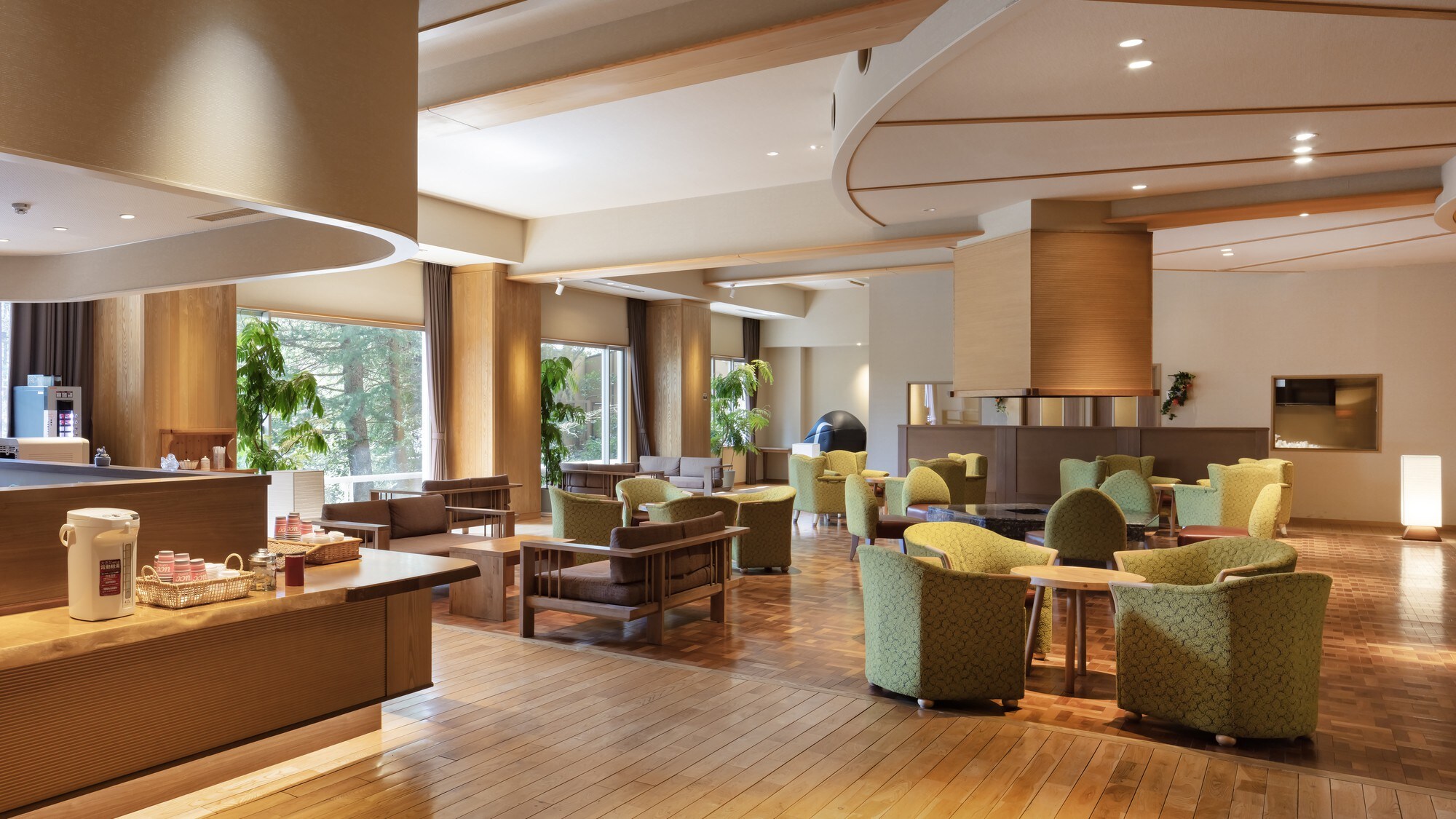 Lounge 12