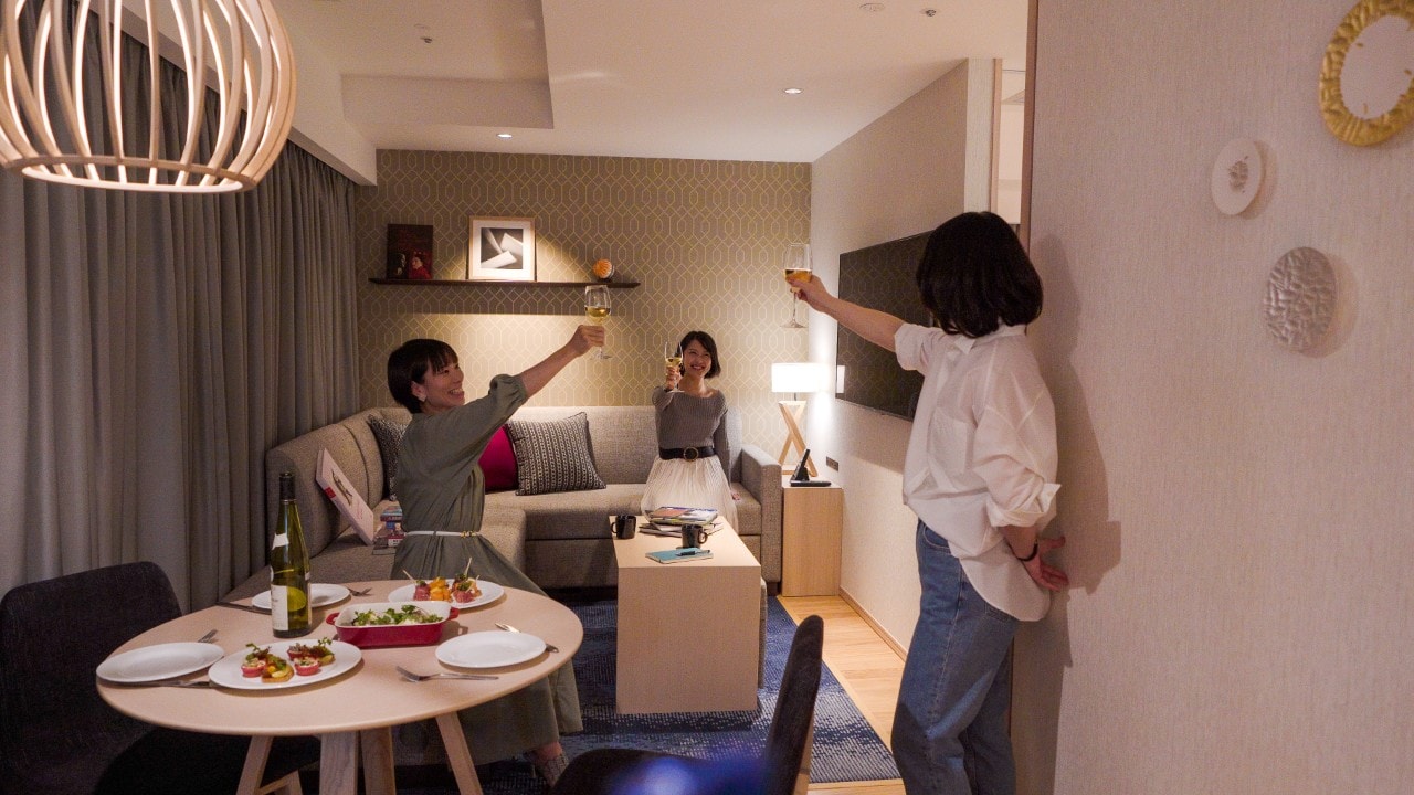 Party in the room