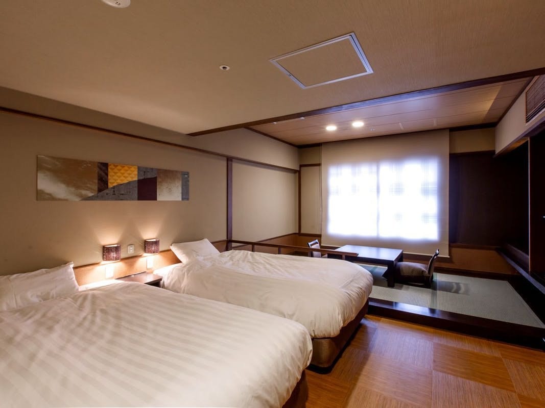 [Japanese Modern-Japanese-Western style room-] (Bed + Japanese-style room 4 tatami mats) [No smoking]
