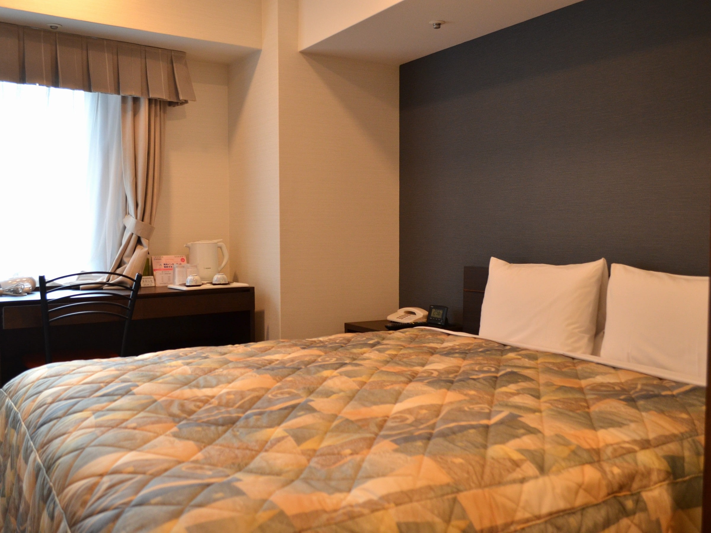[Non-smoking] Double Room II (for 2 people) [3F, 7F-10F, city side]