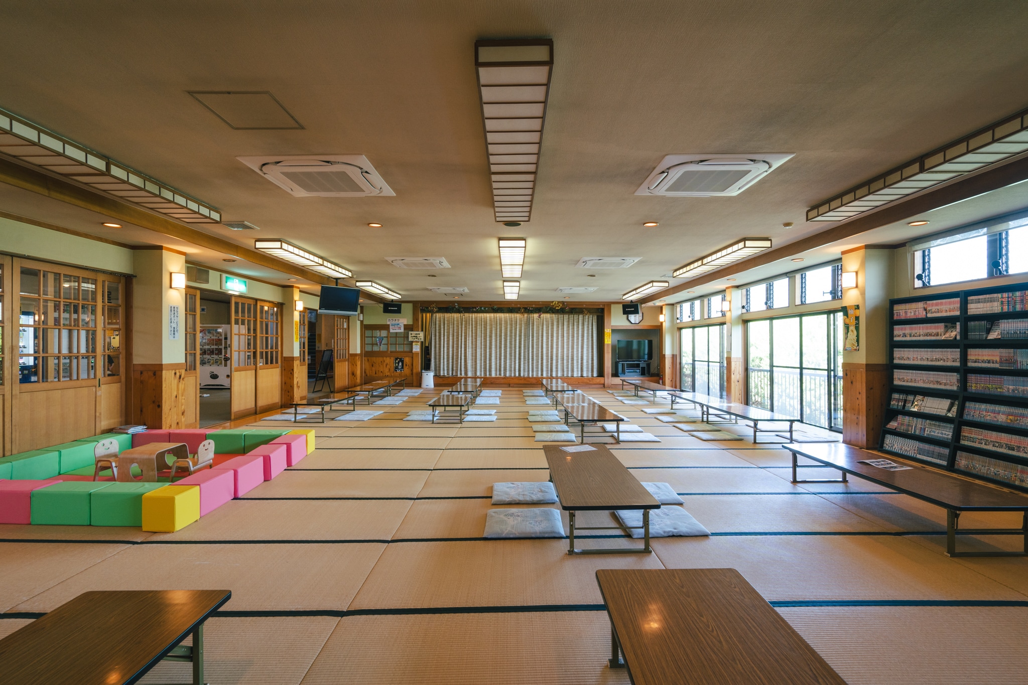 武甲溫泉本館大廳