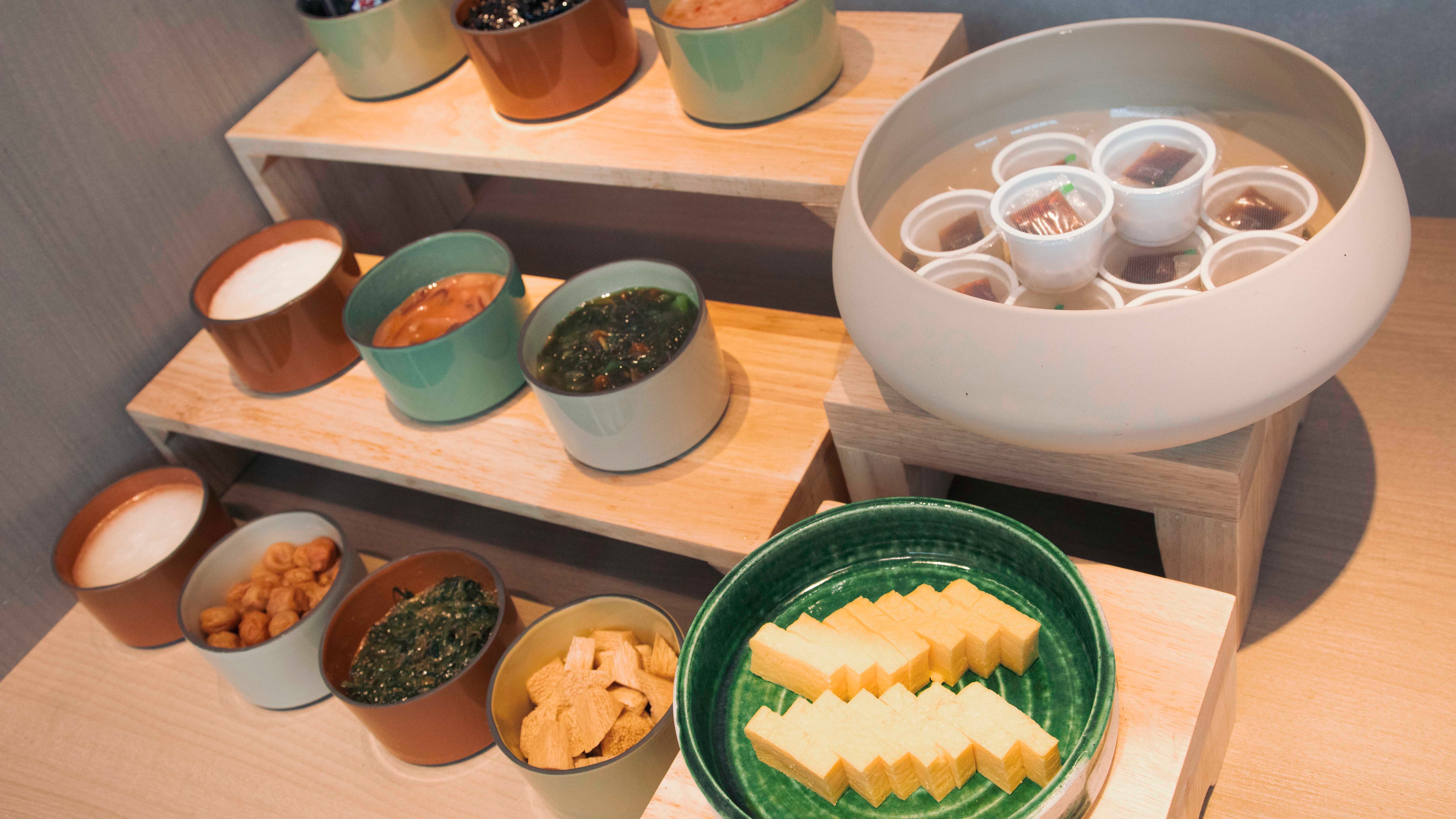 全天  供應豐盛早餐