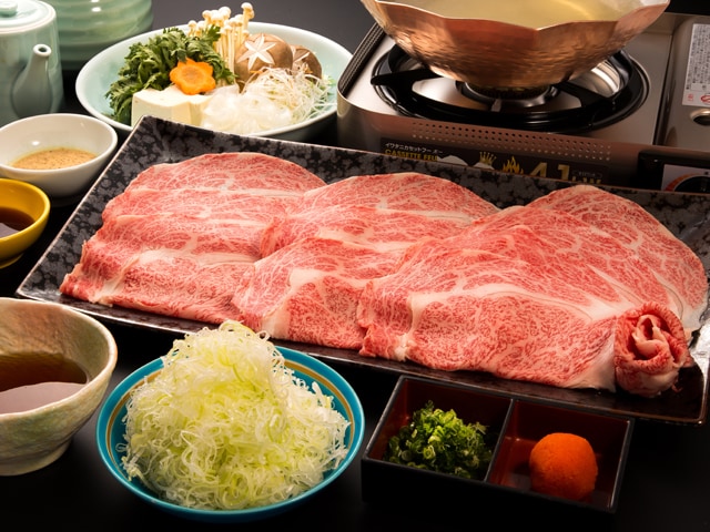 Ubuya no Tsuyu Shabu "Highest A5 grade Japanese black beef" (meat for 2 people)