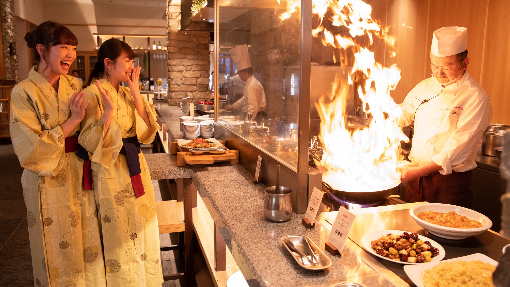 The chef's spirit is right in front of you! ♪ Supper buffet (Viking)