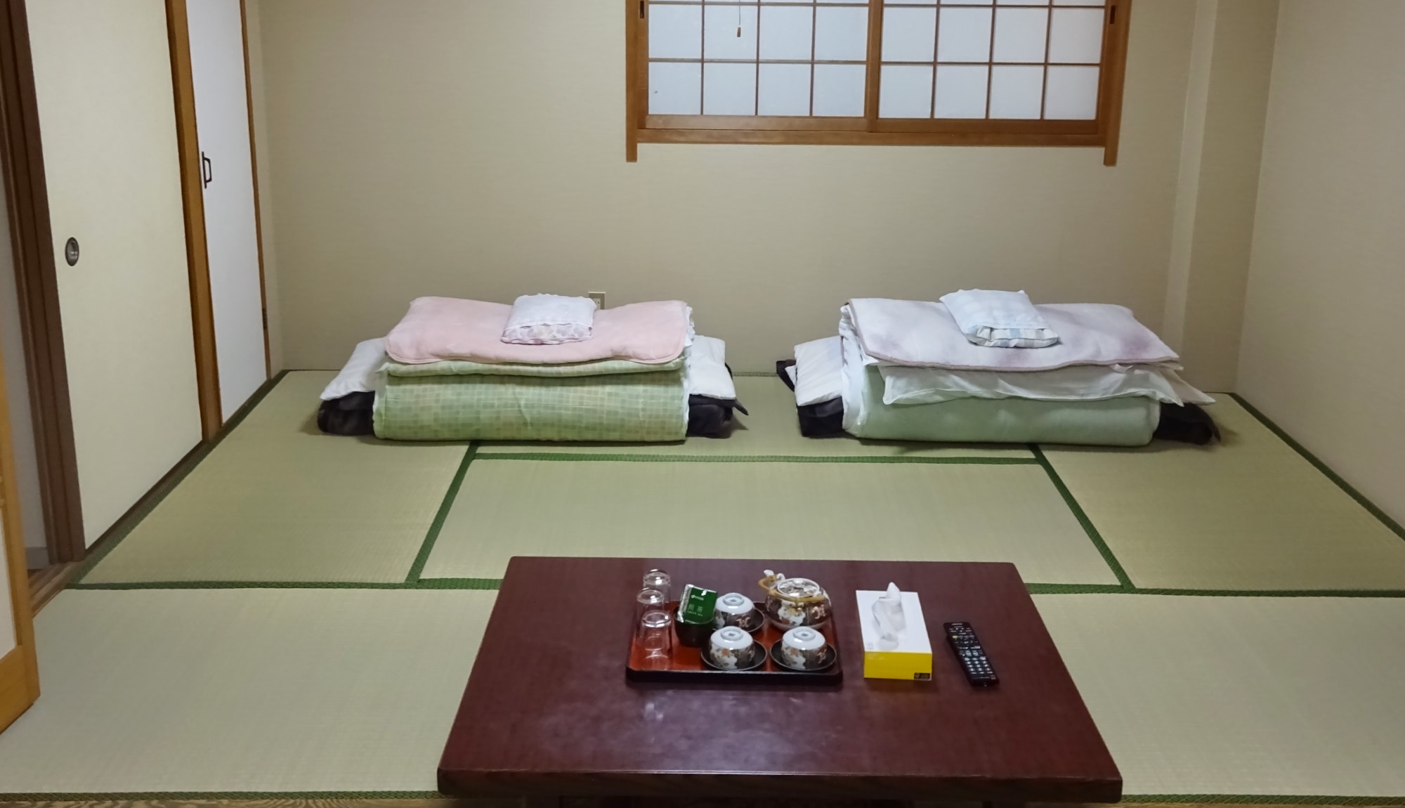 ・Japanese style room 12 tatami mats