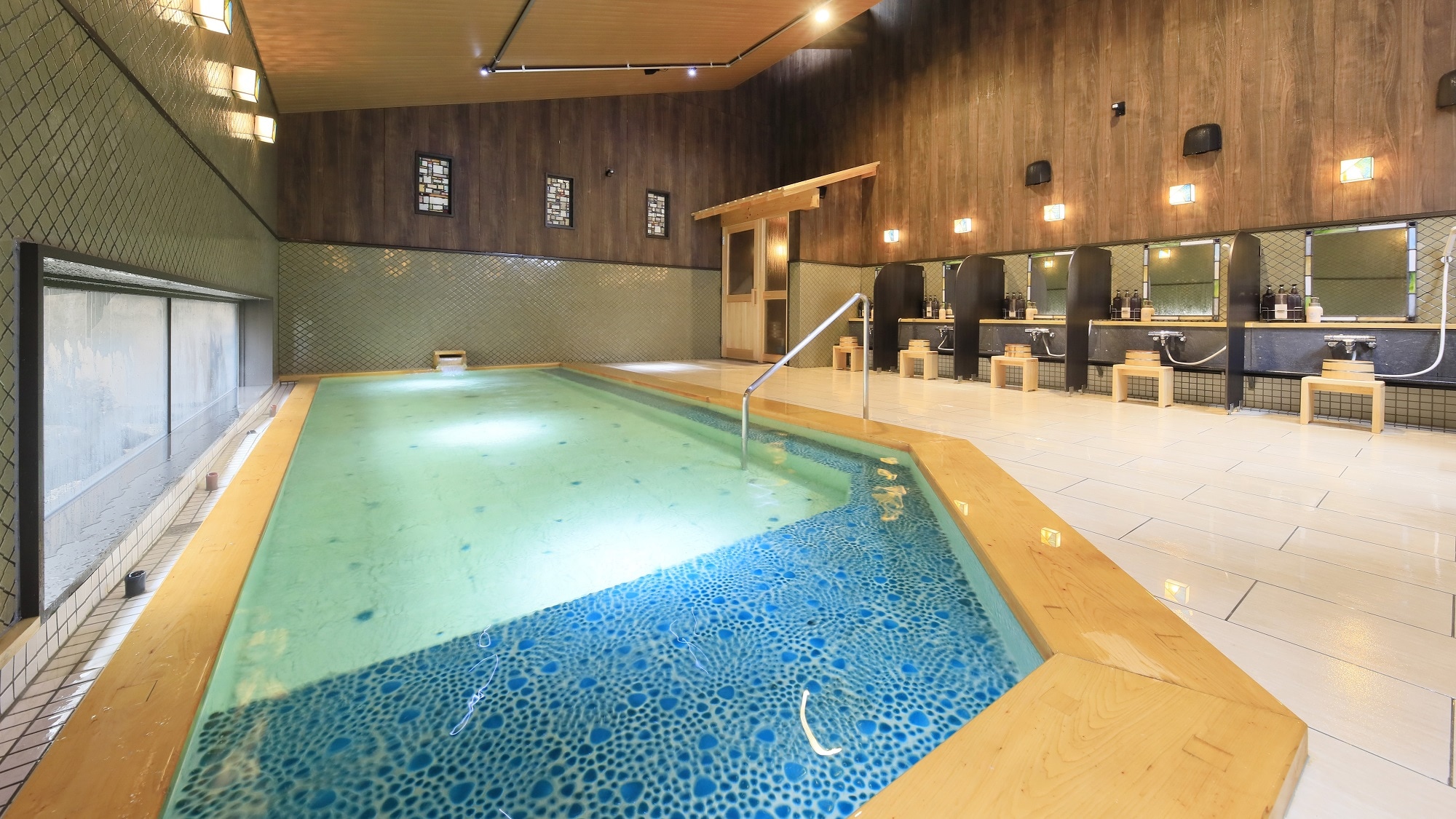 Women's large bath to be renovated in December 2024
