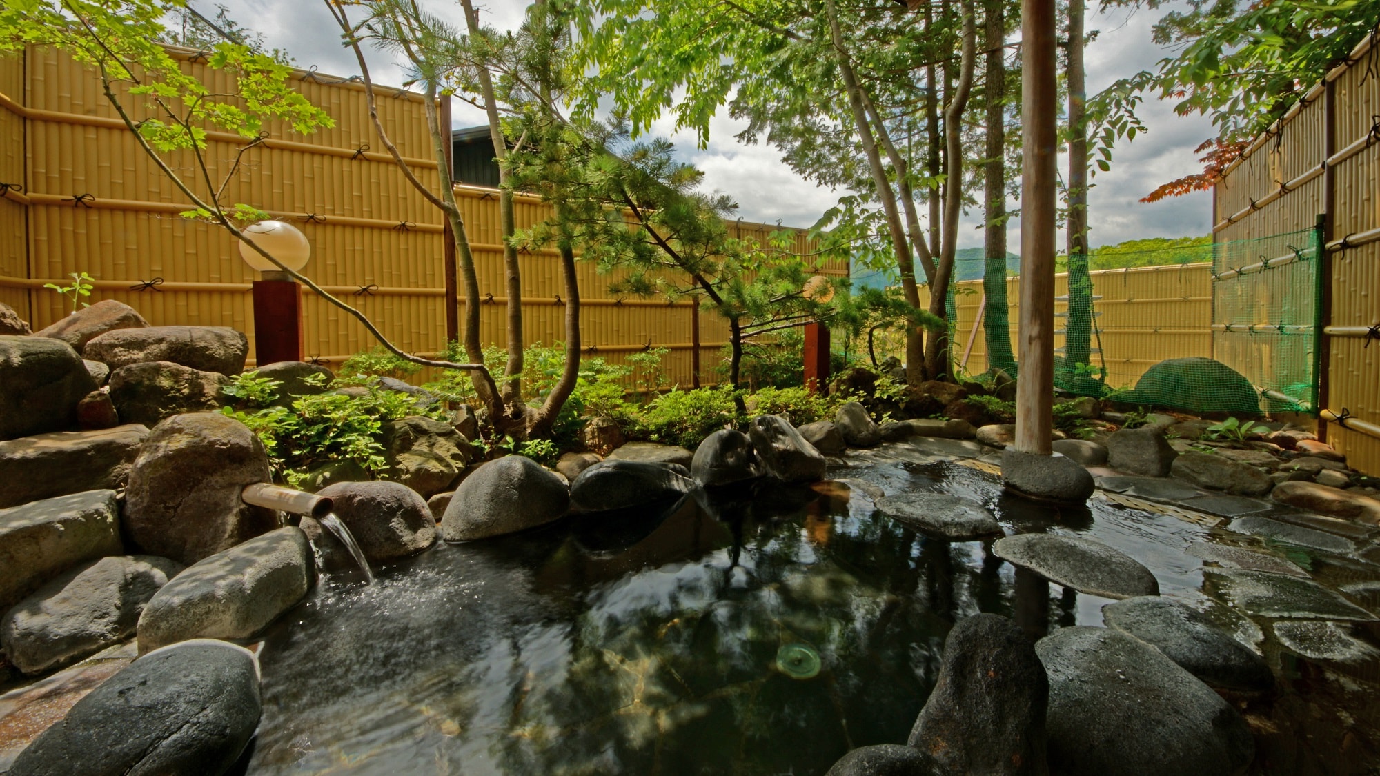 Honoka Day Spa Men's Open Air Bath