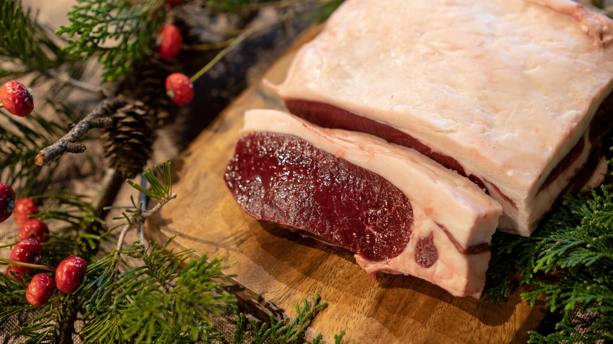 [Dinner] Moist, tender, and free of any gamey smell, the Mashu deer meat was full of flavor.