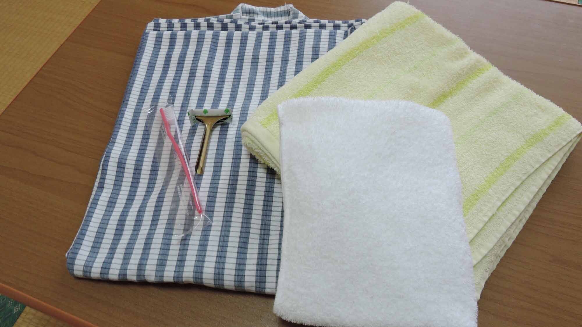 *[Fasilitas] Handuk mandi, handuk, perlengkapan sikat gigi, dan pisau cukur disediakan di kamar tamu (tidak termasuk masa inap jangka panjang)