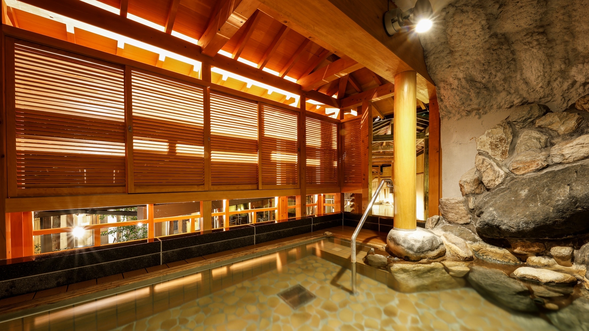 [Left Bath] Nageiredo Cave Bath