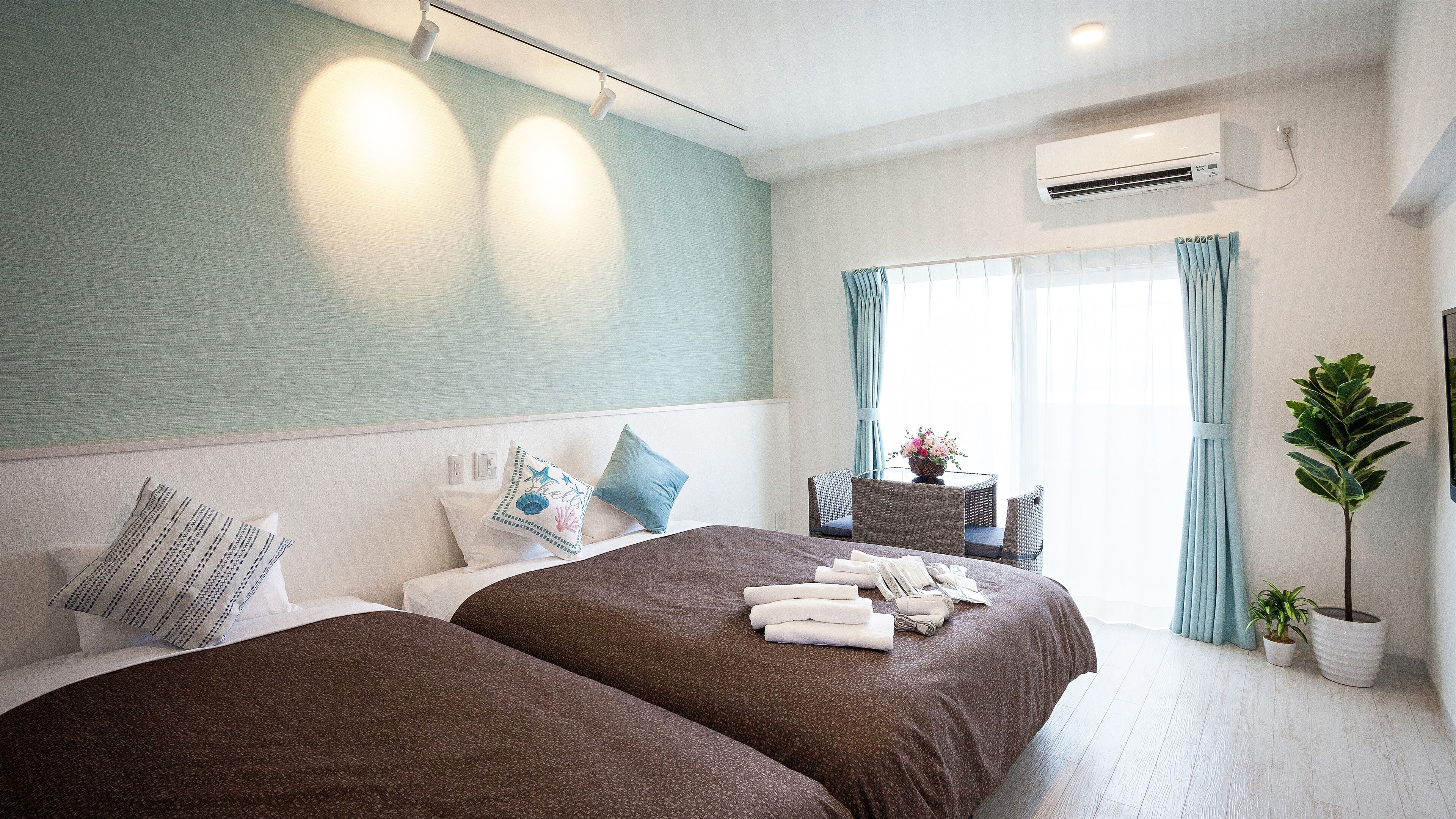 Large Twin Room