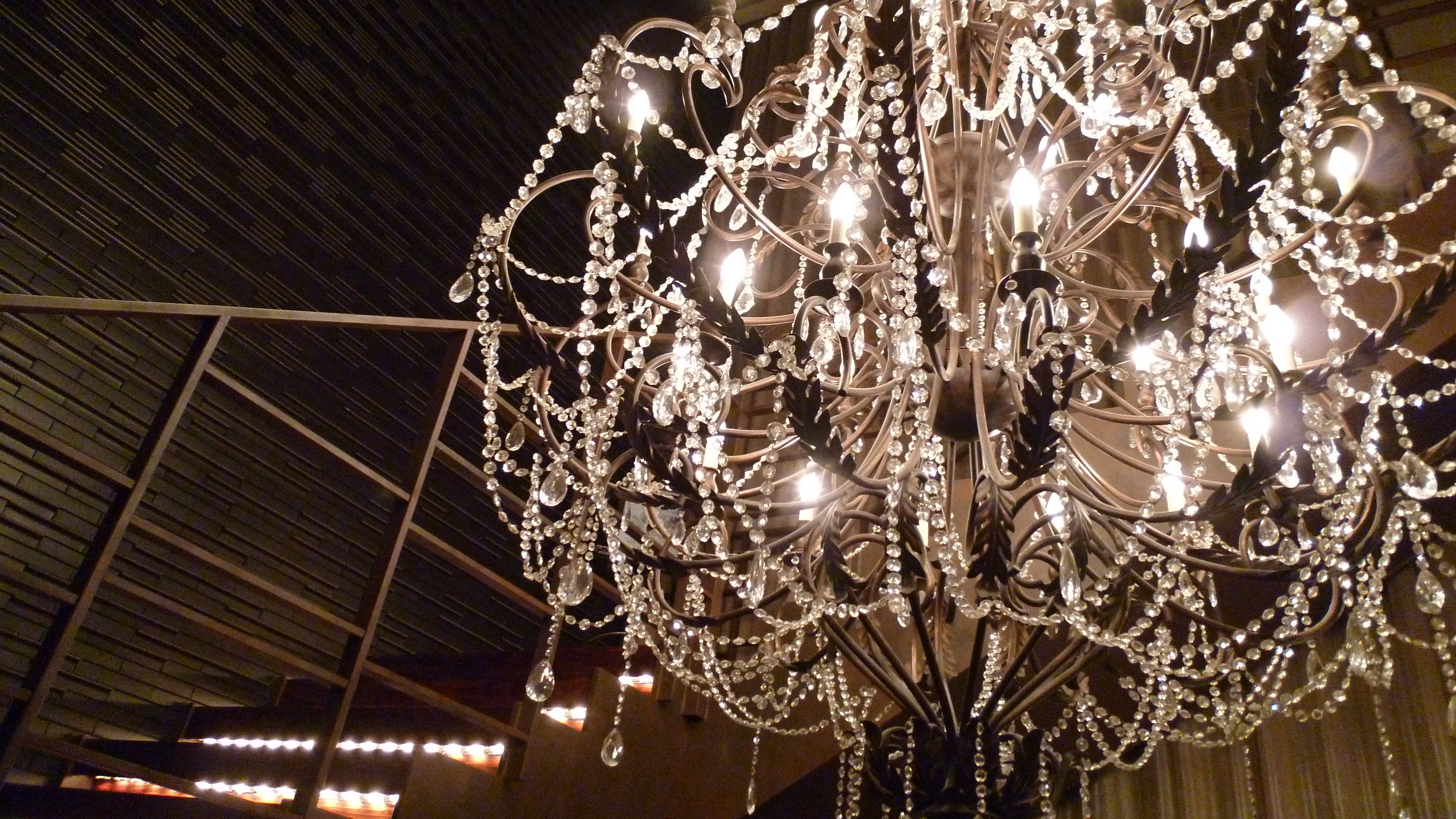 Chandelier 3
