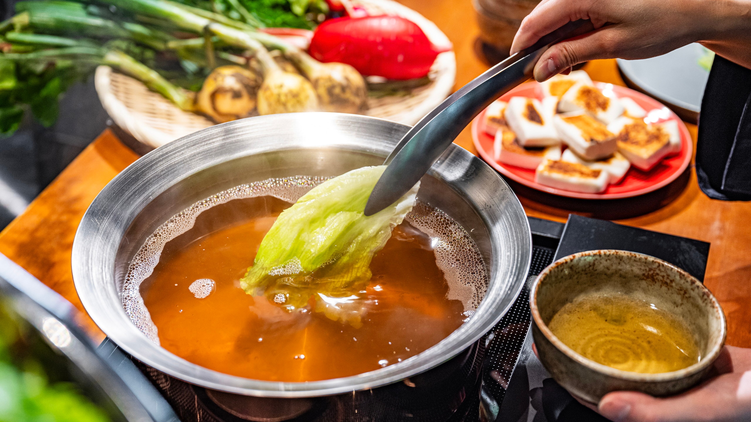 [Bữa sáng tự chọn bắt đầu từ sáng ngày 18 tháng 5] Lẩu Shabu-shabu với các loại rau củ nổi tiếng của vùng Kamakura.