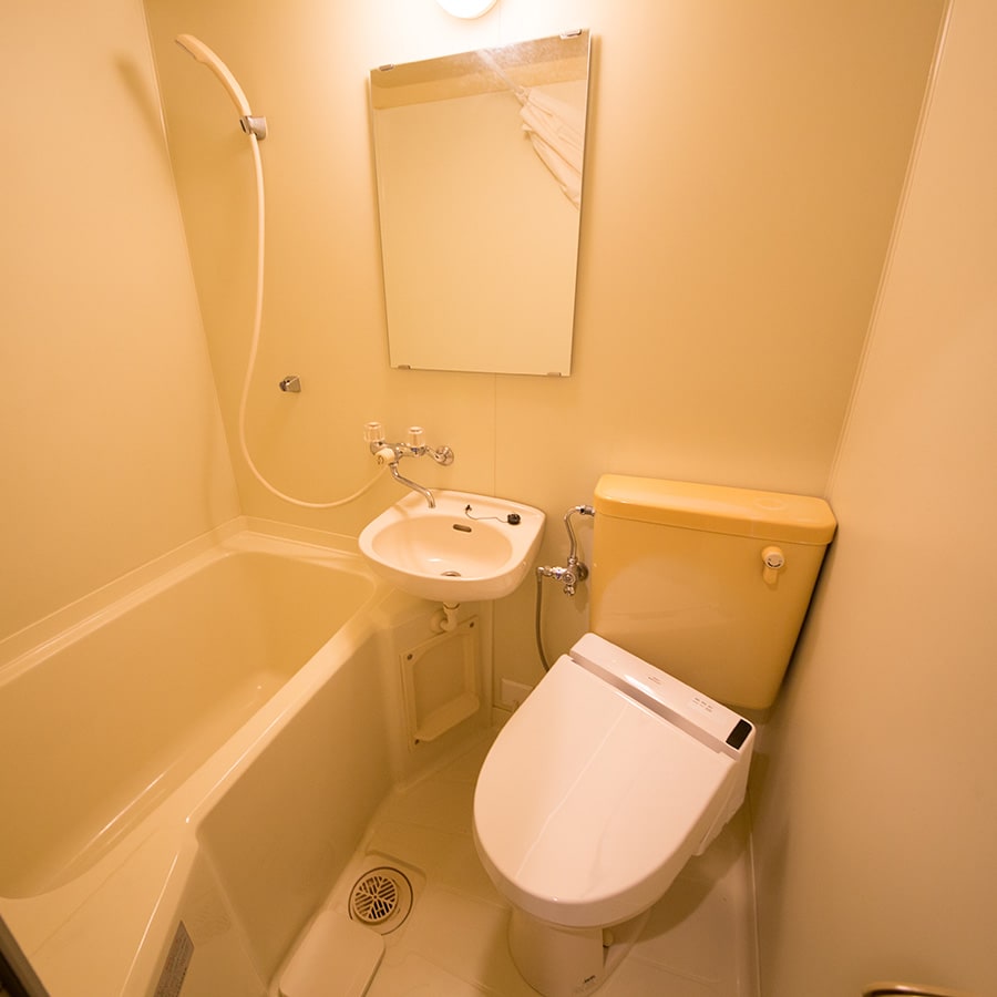 ห้องน้ำและห้องสุขา