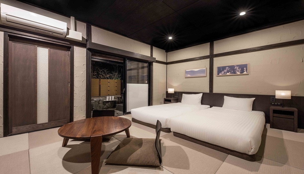 [Rooms with semi-open-air bath] Japanese and Western rooms Superior Twin (10 tatami mats / 43㎡)