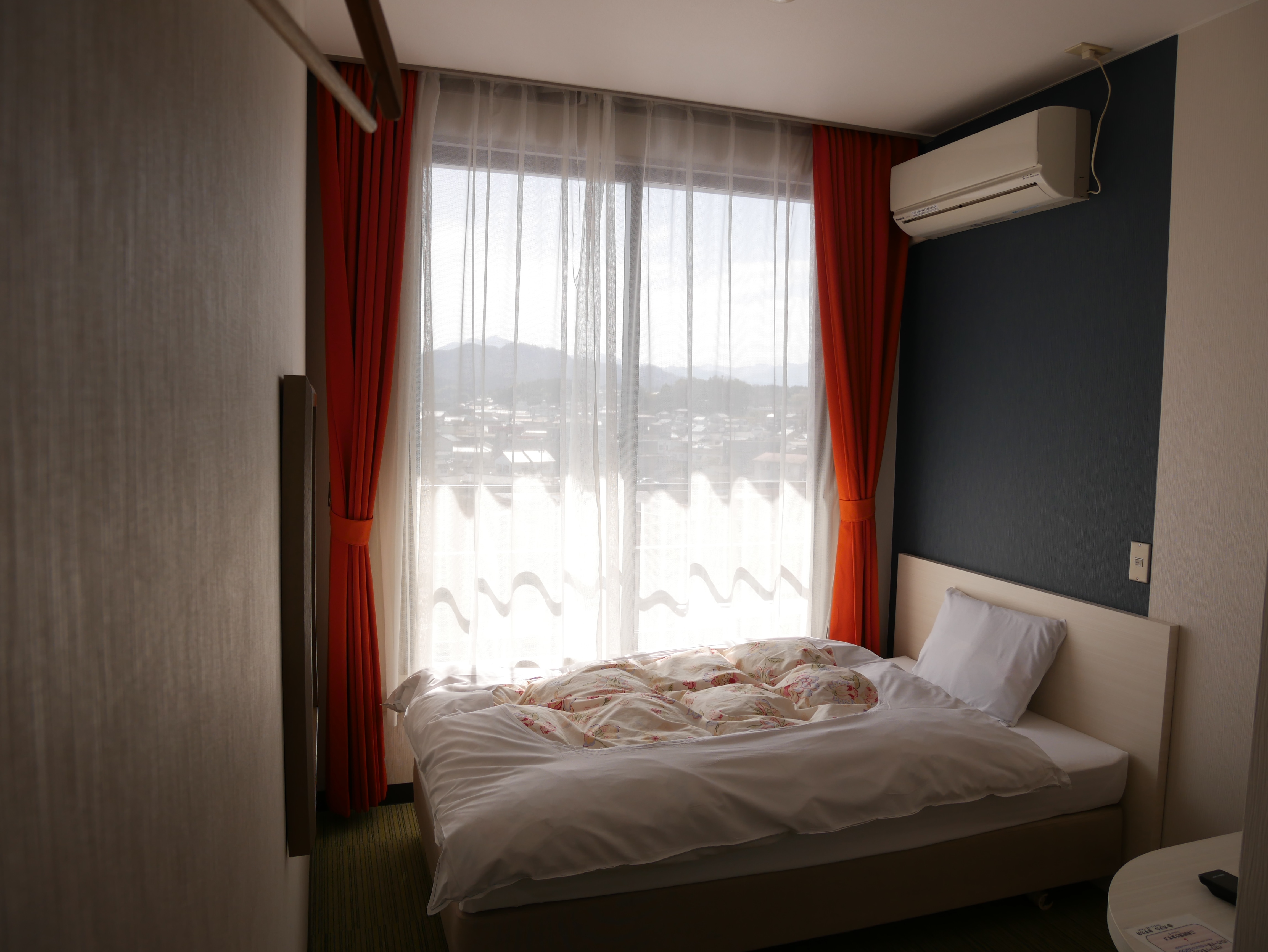 Non-smoking single room