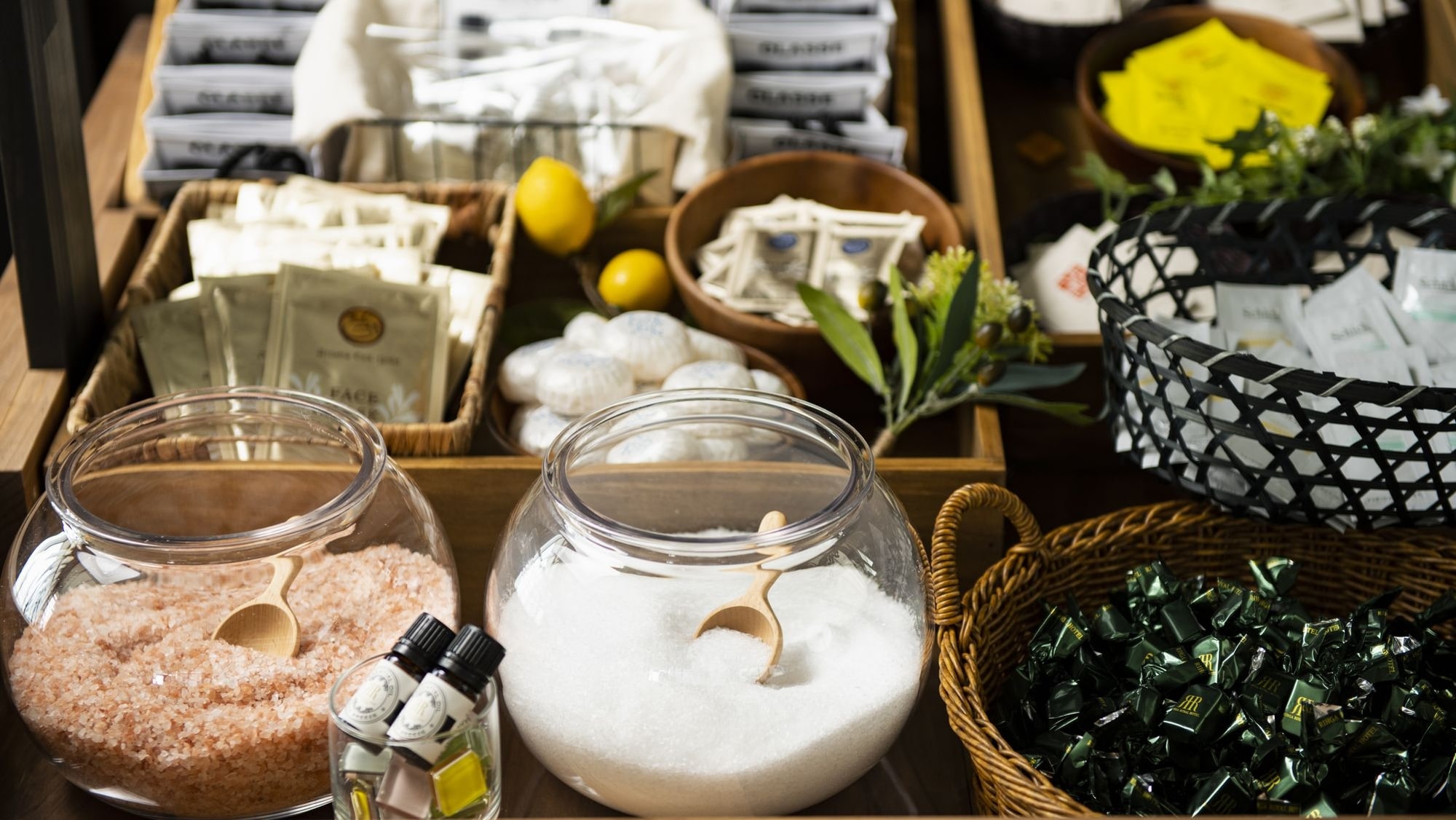 [Free amenity stand Riga Marche] Epsom salt that can be used by adults and children is available