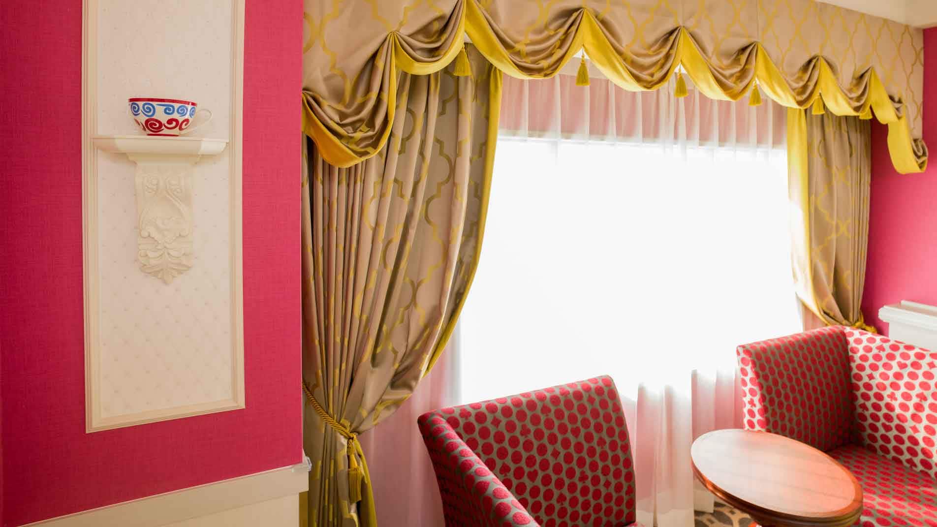 ★ Pink and yellow pop colors are impressive ♪