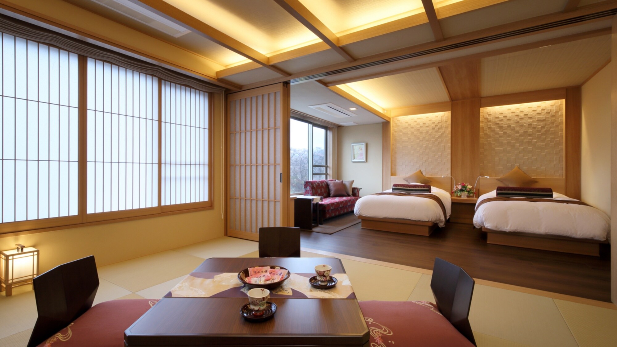 Phòng bán suite Nhật-Tây (Phòng kiểu Nhật 10 chiếu tatami + giường đôi)