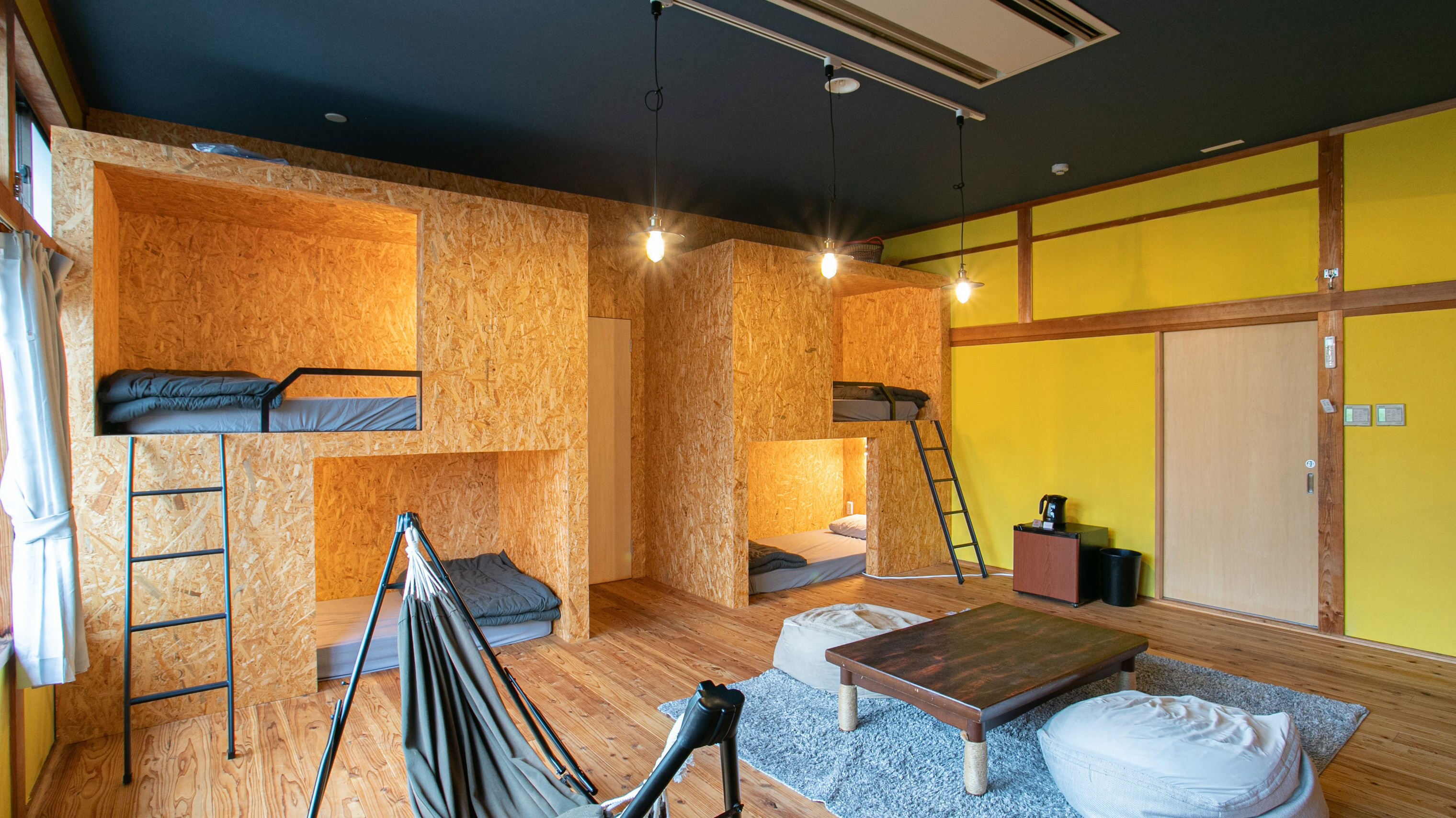 Family room: Shared bathroom (maximum 10 people)