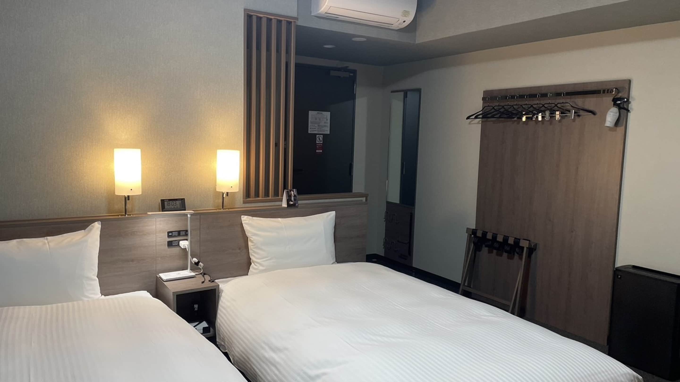 Kamar kembar yang nyaman