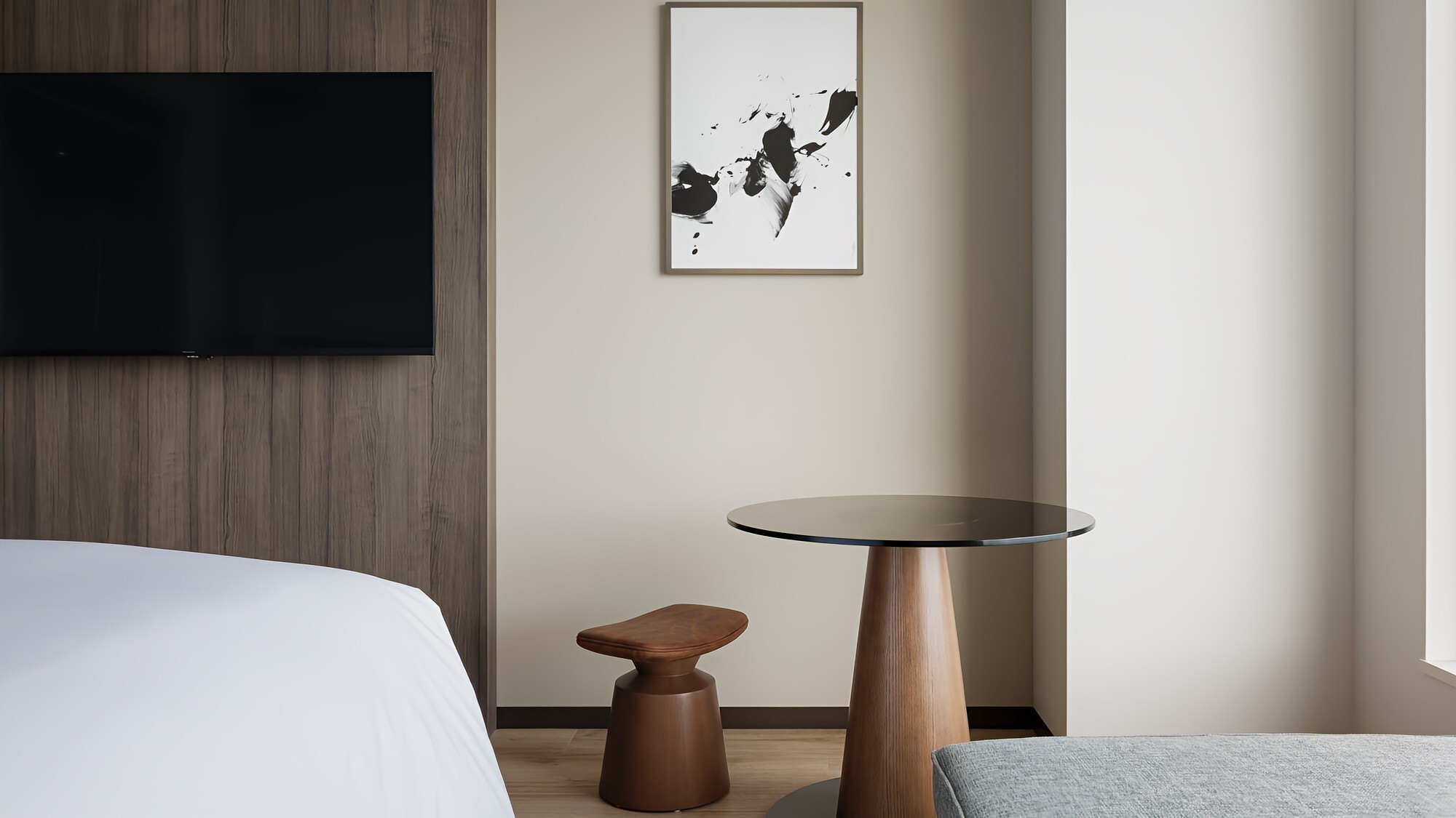 ■ Superior Room (King) / The king room is equipped with a daybed, so you can relax while enjoying the view.
