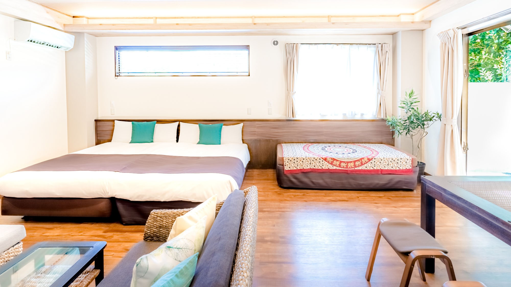 ・Spacious bed space [Bise Terrace Suite 50 square meters]