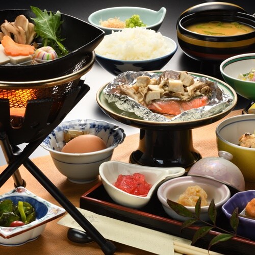손님에게 아침부터 안심하실 것을 목표로 아침 식사를 생각했습니다. 볼륨은 있지만 부드러운 맛입니다.
