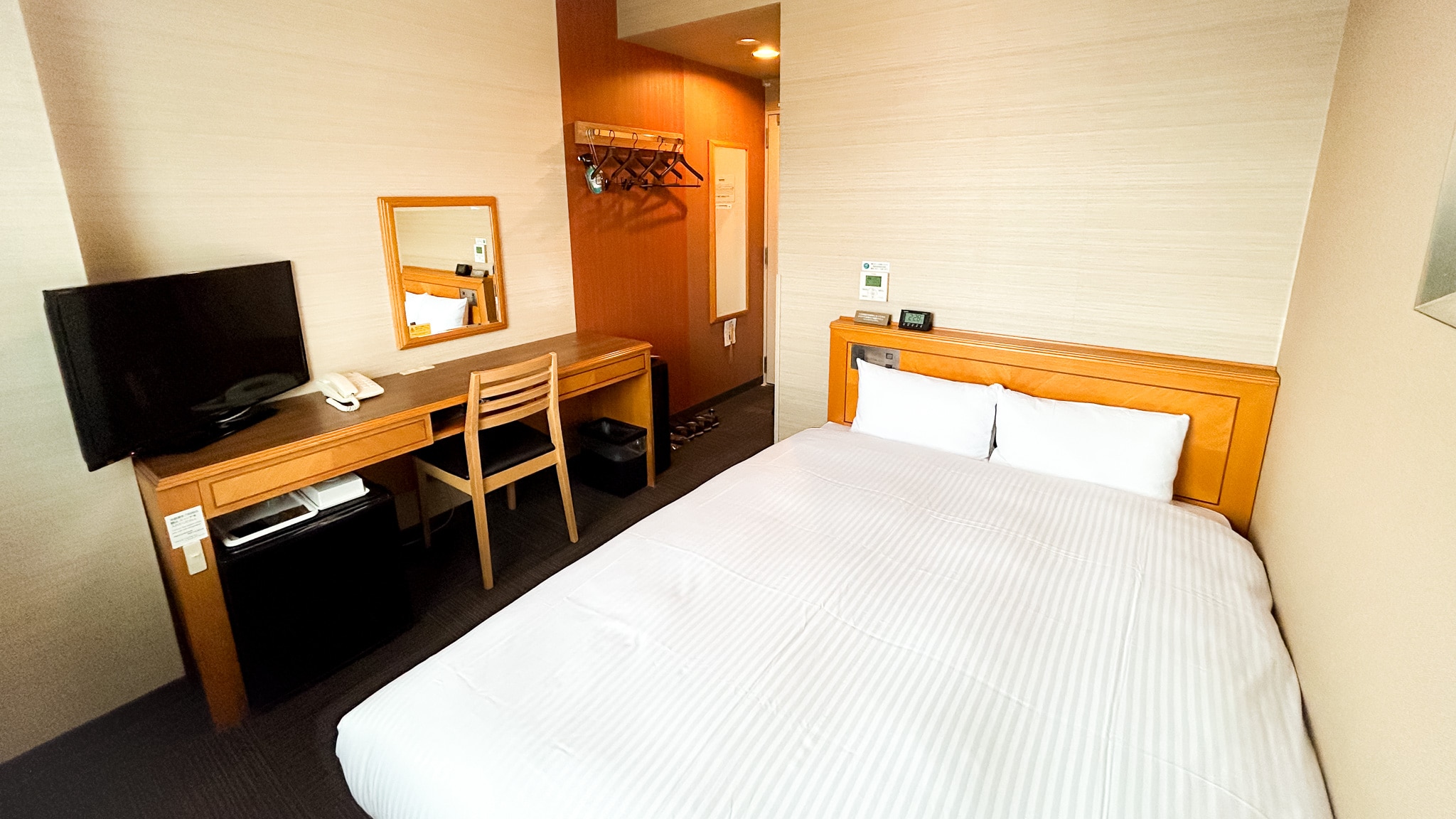 [Gedung Utama] Kamar semi-double A