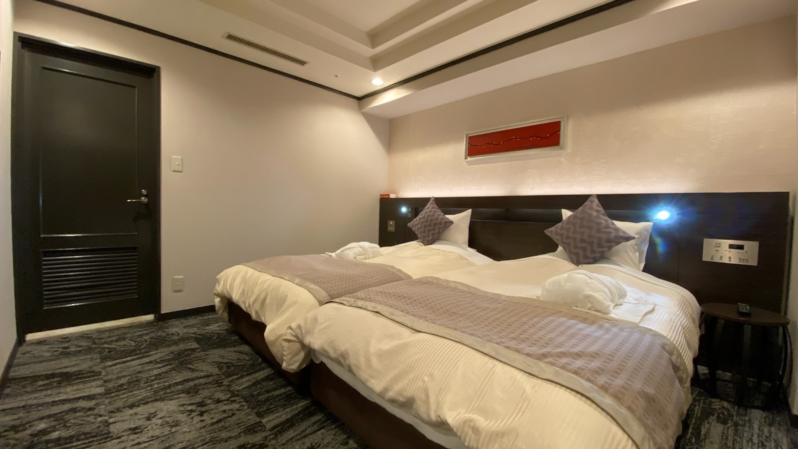 Junior Suite Bedroom