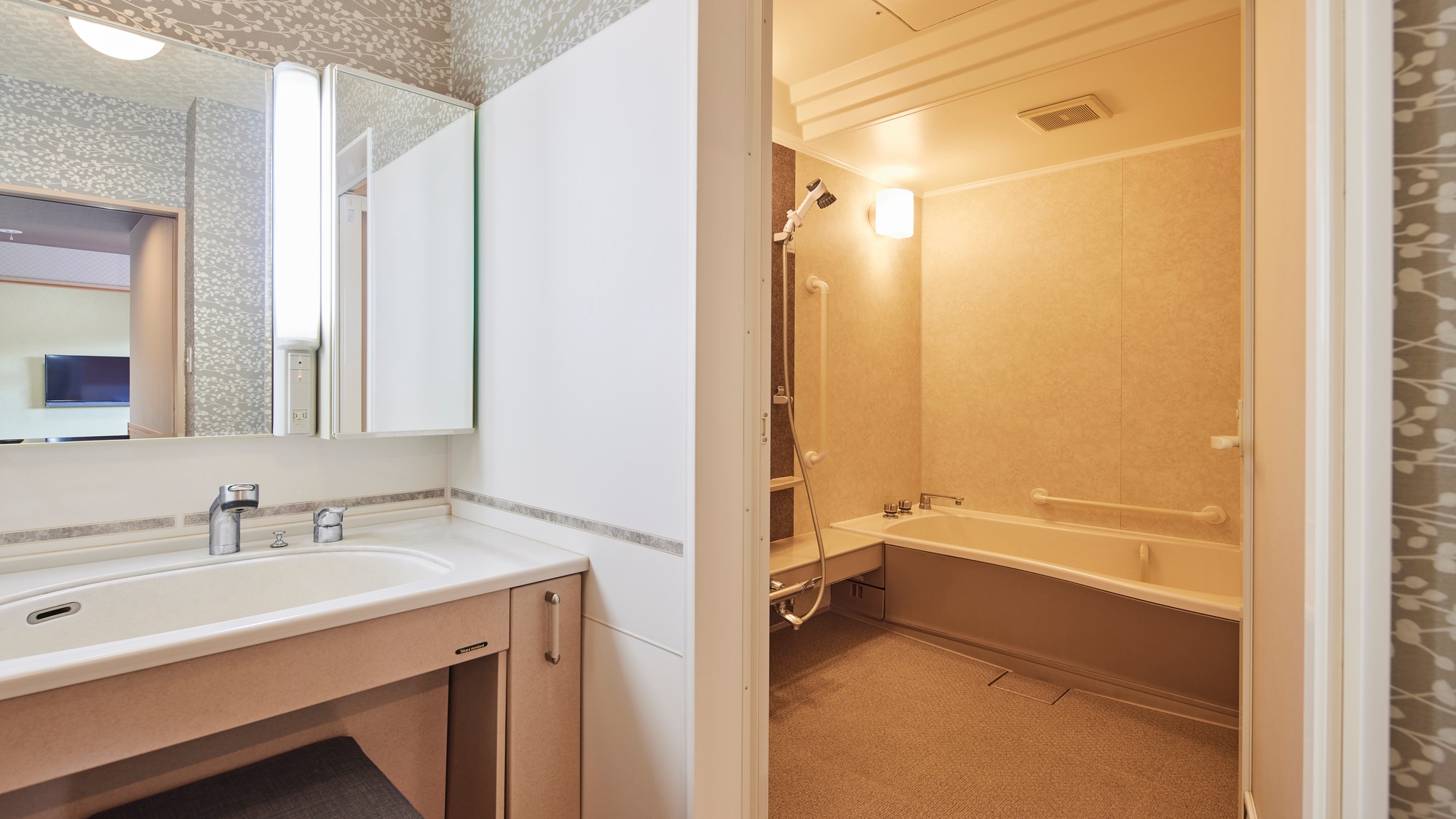 North Wing Deluxe Japanese-Western Room: Bathroom