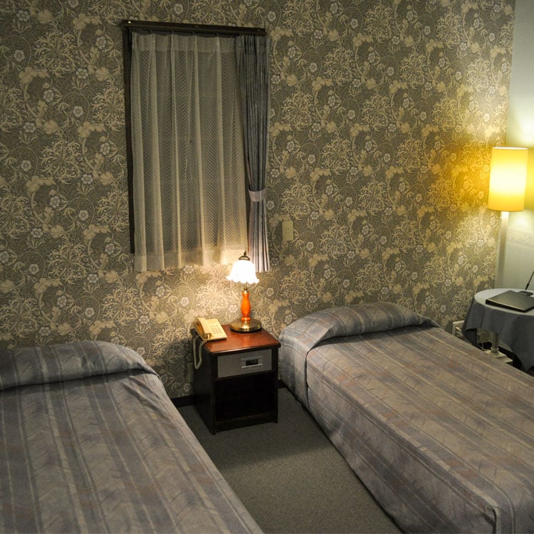 Small twin room