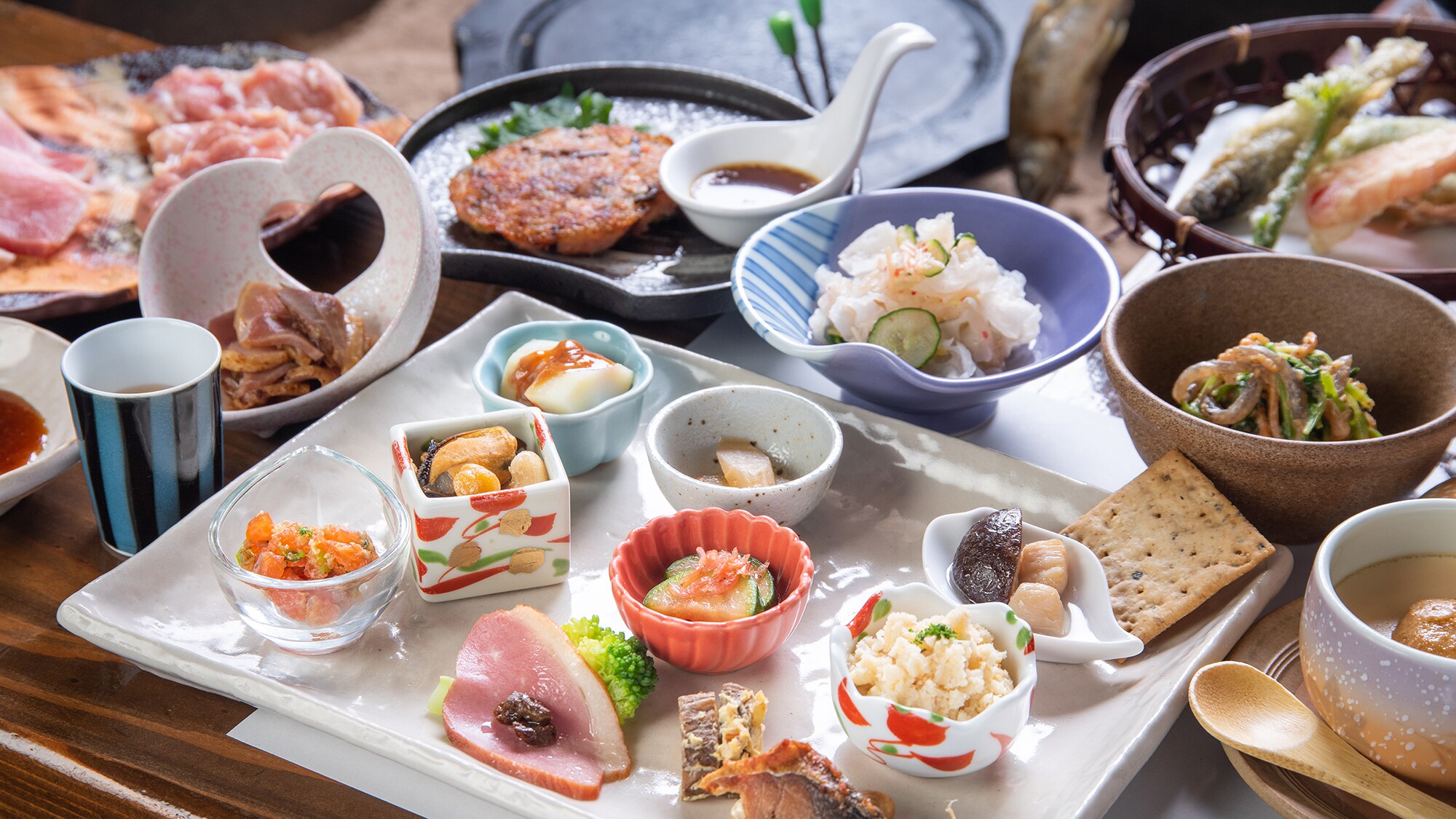 *[Appetizer plate] Enjoy pairing with the owner's carefully selected alcoholic beverages.