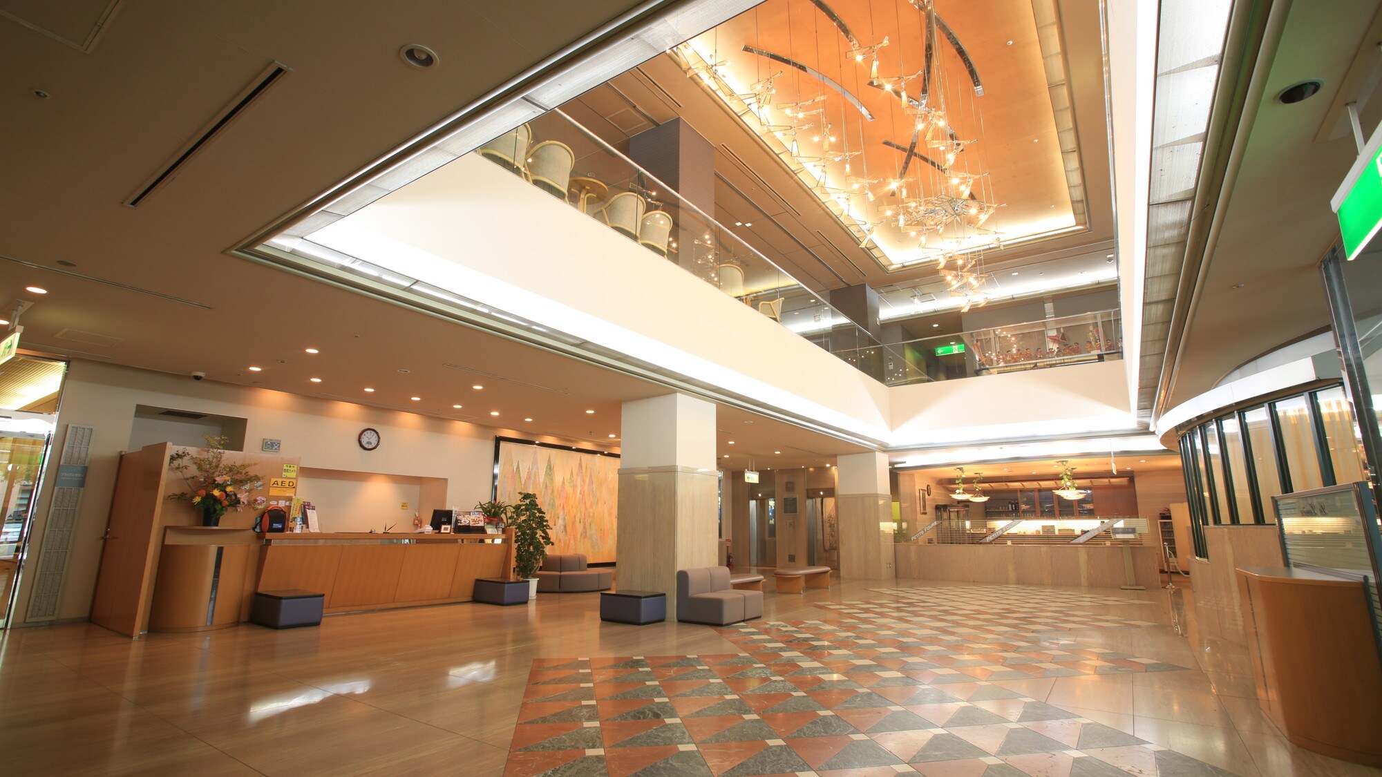 [Lobby] Spacious and open lobby