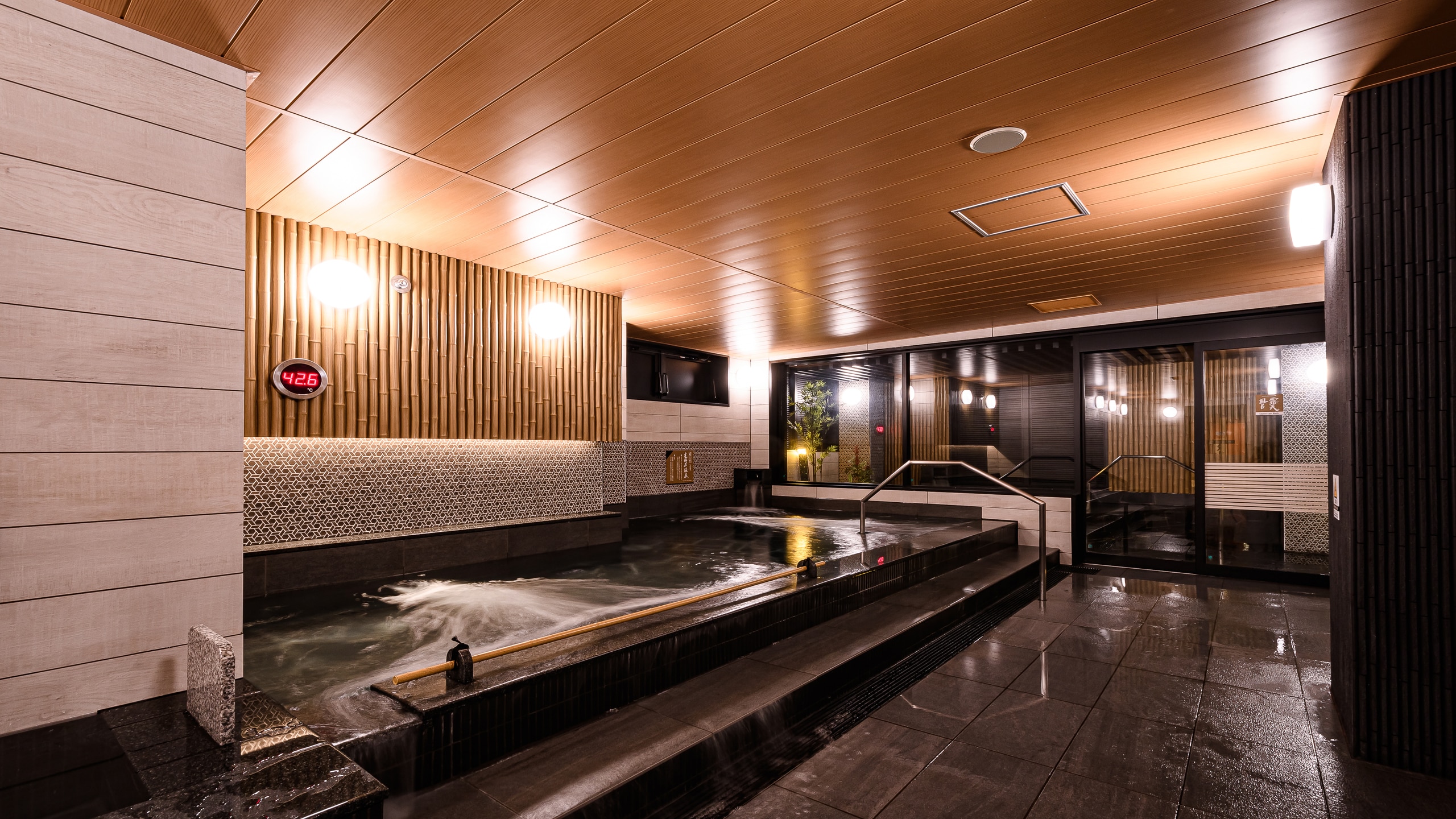 Women's bath ~Indoor bath~