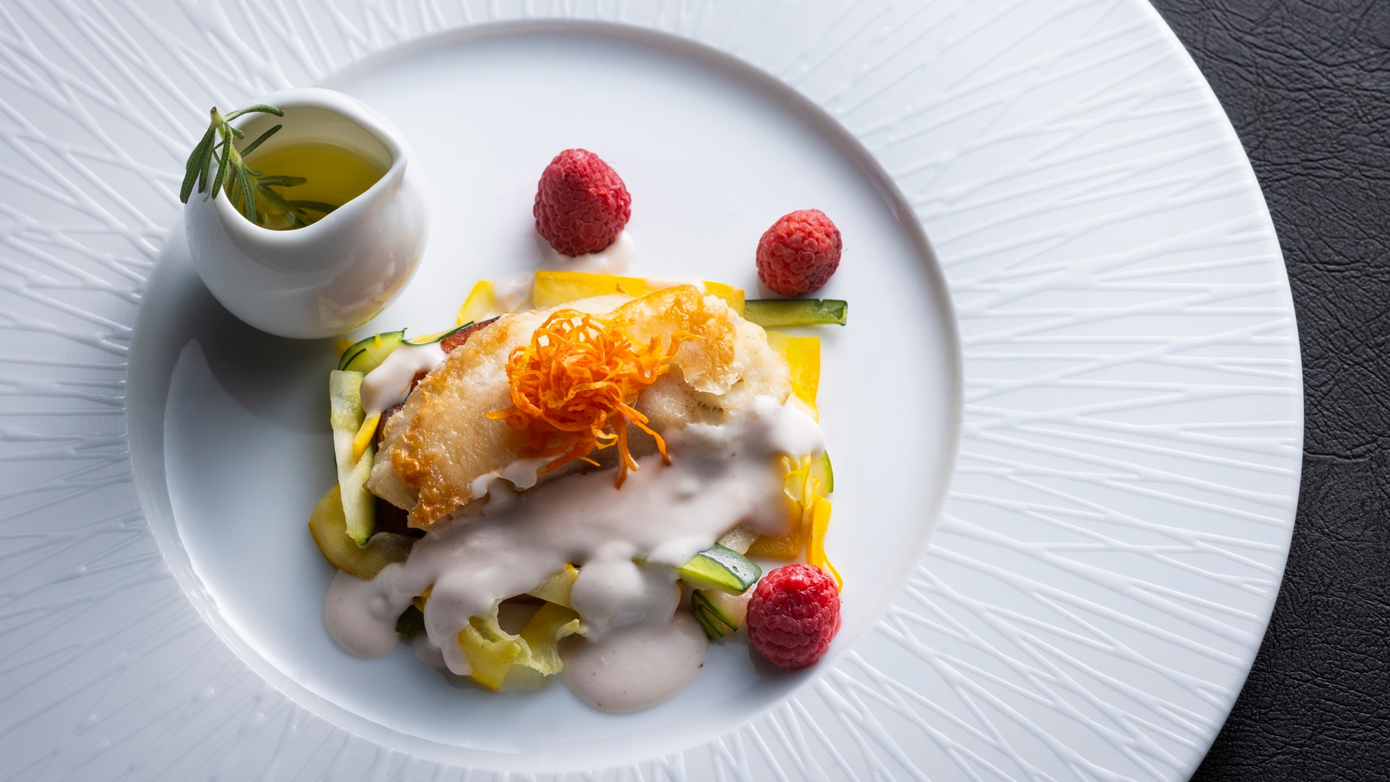 [2025 Summer Menu] Medium Plate / Hakodate Rockfish Meuniere and Pan-fried Orofure Tomatoes *Subject to change depending on availability