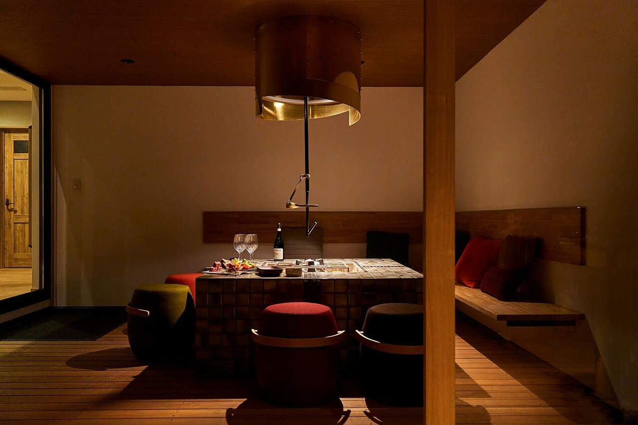 Miyama Terrace New Building In the Breeze - Irori (traditional Japanese hearth)